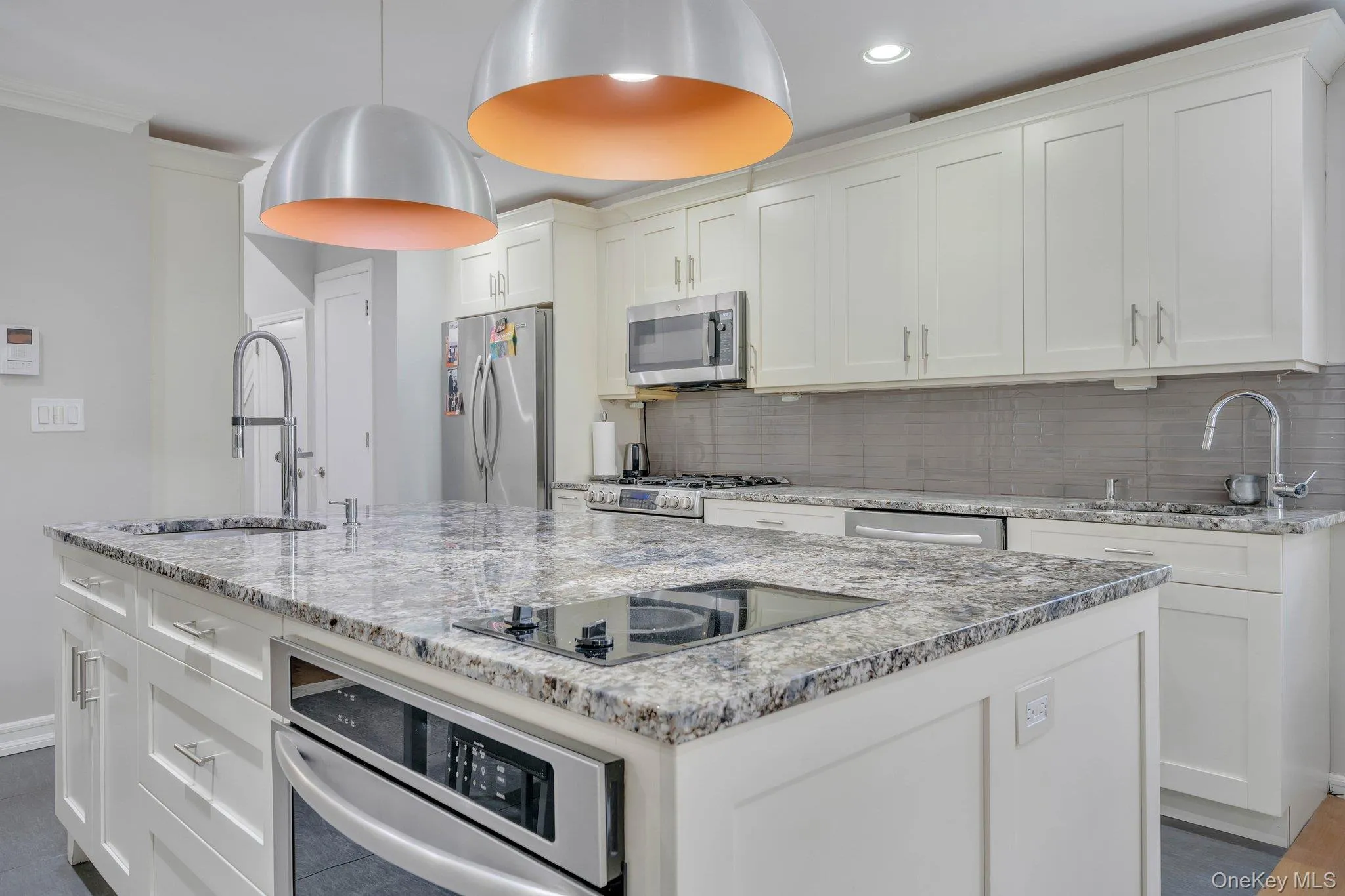 122-05 Metropolitan Avenue, New York, NY, 7 Bedrooms Bedrooms, 12 Rooms Rooms,4 BathroomsBathrooms,Residential,For Rent,Metropolitan,0,969952 122-05 Metropolitan Avenue, New York, NY, 7 Bedrooms Bedrooms, 12 Rooms Rooms,4 BathroomsBathrooms,Residential,For Rent,Metropolitan,0,969952