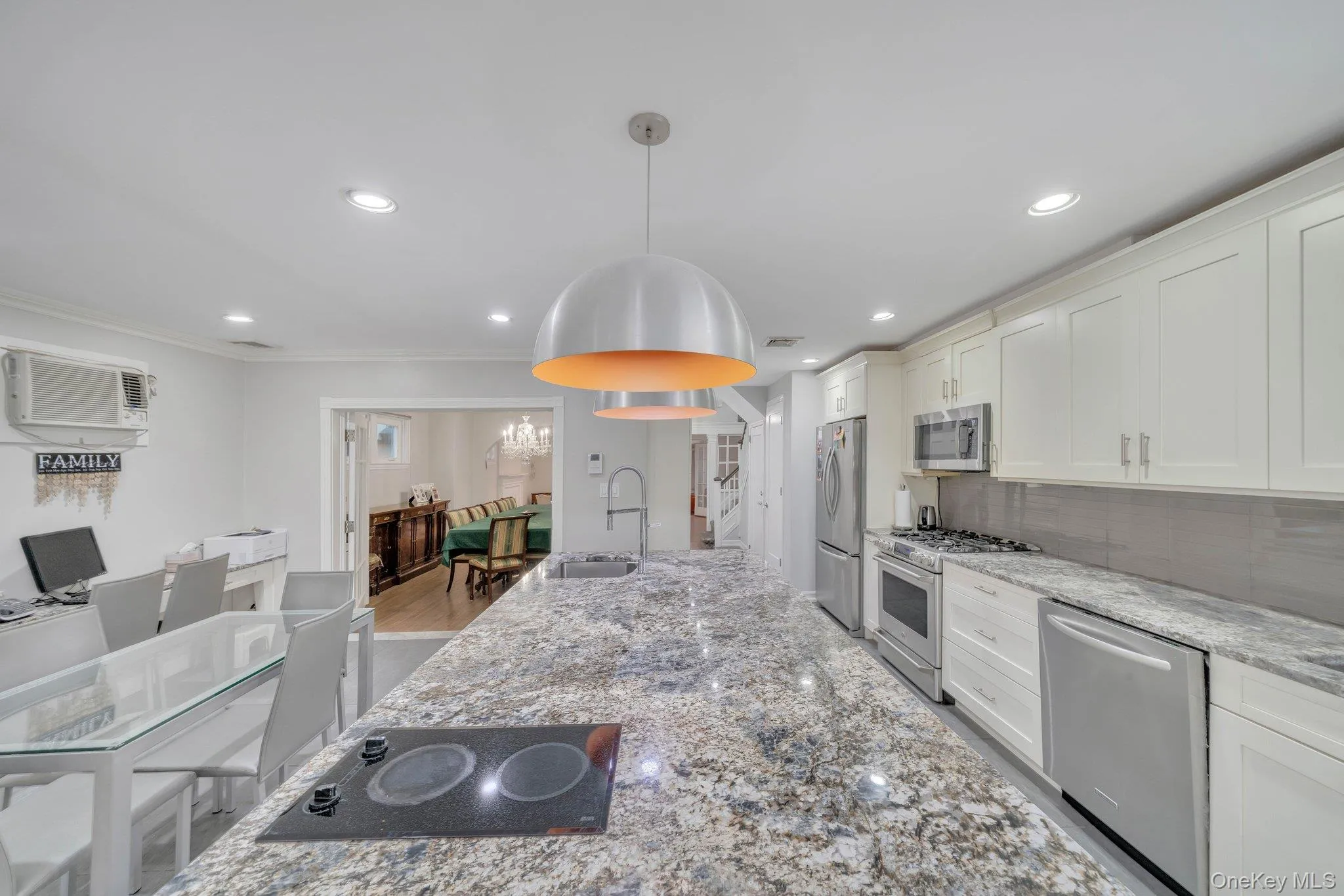 122-05 Metropolitan Avenue, New York, NY, 7 Bedrooms Bedrooms, 12 Rooms Rooms,4 BathroomsBathrooms,Residential,For Rent,Metropolitan,0,969952 122-05 Metropolitan Avenue, New York, NY, 7 Bedrooms Bedrooms, 12 Rooms Rooms,4 BathroomsBathrooms,Residential,For Rent,Metropolitan,0,969952