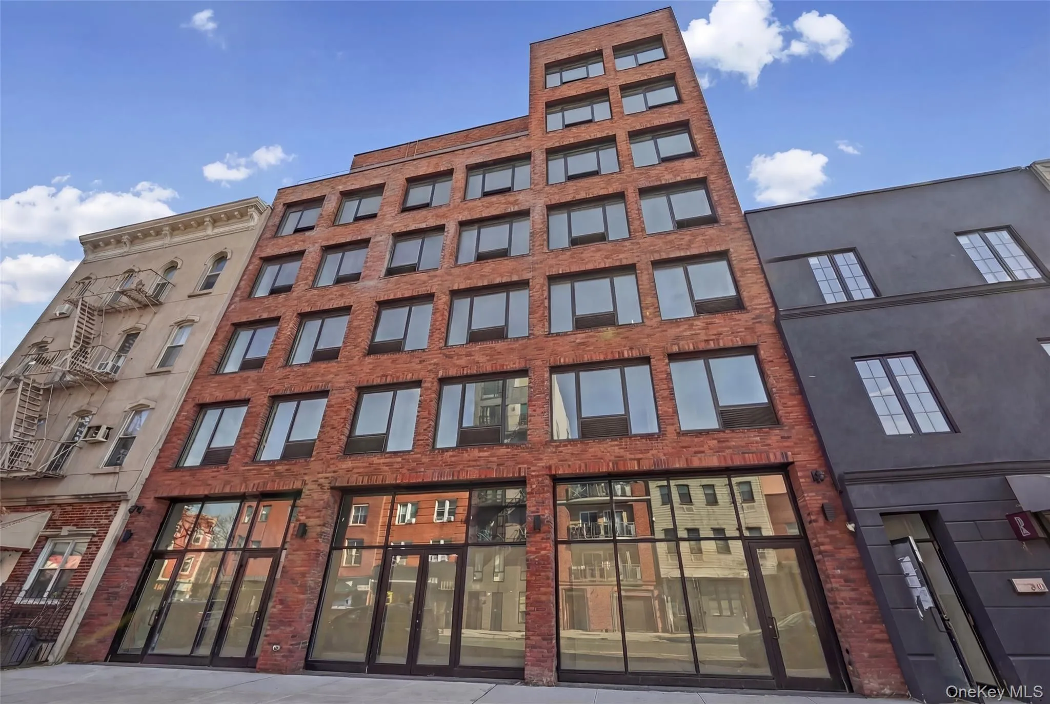 444 Graham Avenue, New York, NY, 1 Bedroom Bedrooms, 2 Rooms Rooms,1 BathroomBathrooms,Residential Lease,For Rent,Graham,0,969975 444 Graham Avenue, New York, NY, 1 Bedroom Bedrooms, 2 Rooms Rooms,1 BathroomBathrooms,Residential Lease,For Rent,Graham,0,969975