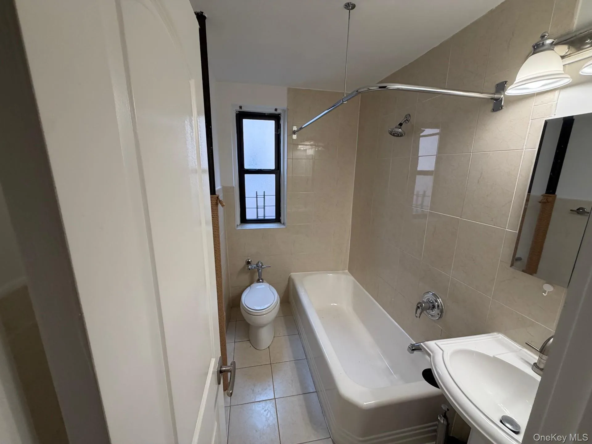 445 240th Street, New York, NY, 2 Bedrooms Bedrooms, 6 Rooms Rooms,2 BathroomsBathrooms,Residential Lease,For Rent,240th,0,970006 445 240th Street, New York, NY, 2 Bedrooms Bedrooms, 6 Rooms Rooms,2 BathroomsBathrooms,Residential Lease,For Rent,240th,0,970006