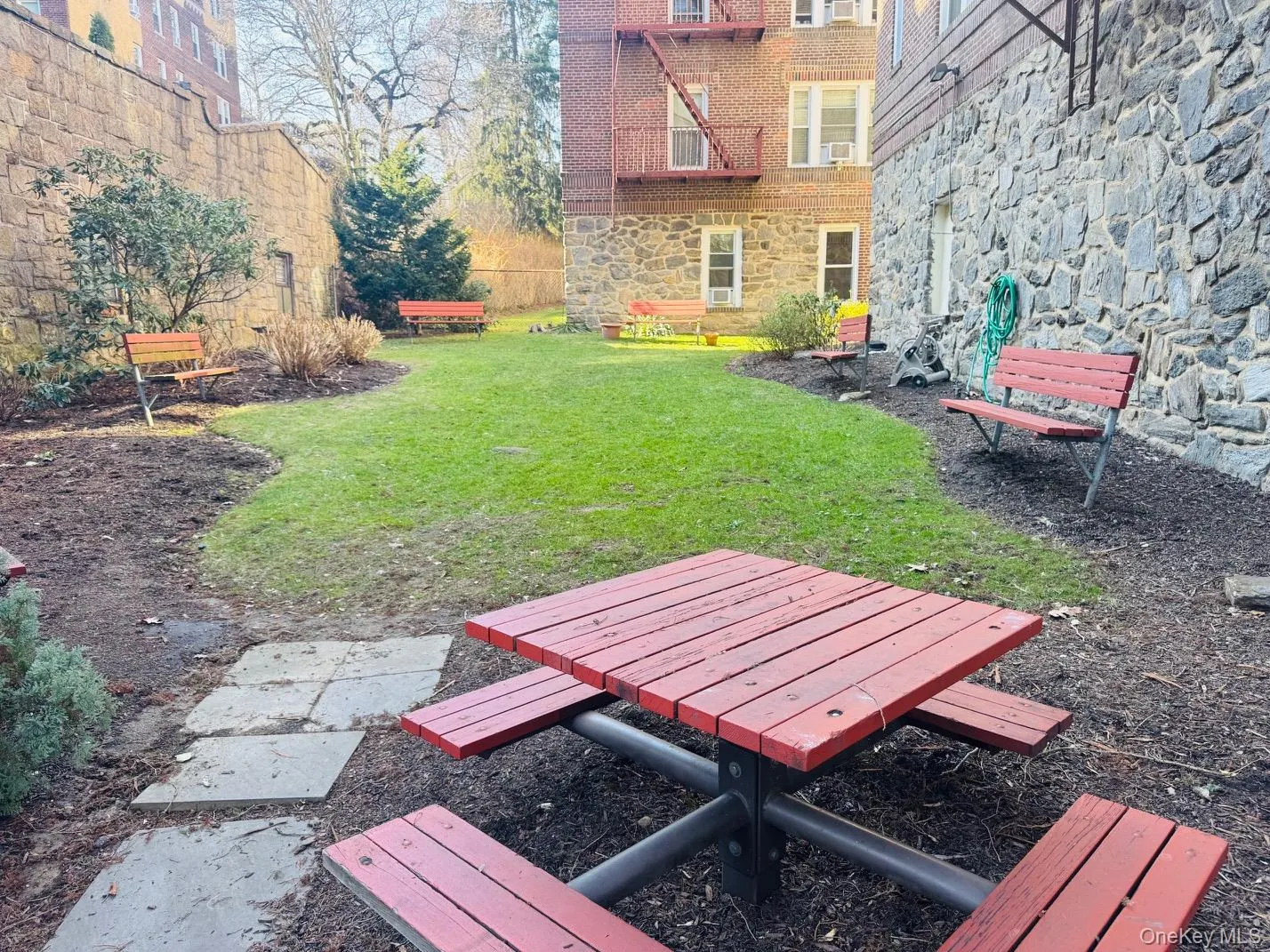 1440 Midland Avenue, Yonkers, NY, 1 Bedroom Bedrooms, 4 Rooms Rooms,1 BathroomBathrooms,Residential,For Rent,Midland,0,970012 1440 Midland Avenue, Yonkers, NY, 1 Bedroom Bedrooms, 4 Rooms Rooms,1 BathroomBathrooms,Residential,For Rent,Midland,0,970012