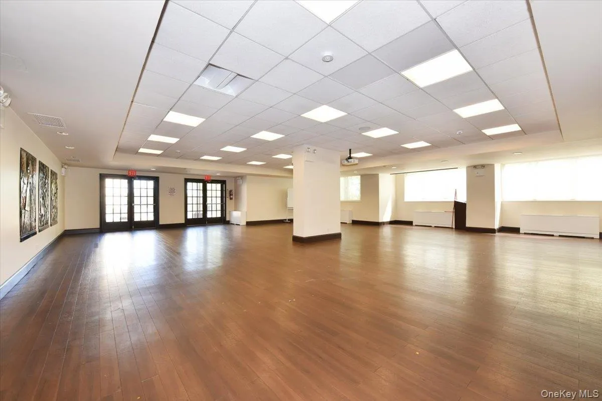 18-15 215th Street, New York, NY, 1 Bedroom Bedrooms, 4 Rooms Rooms,1 BathroomBathrooms,Residential Sale,For Rent,215th,0,970041 18-15 215th Street, New York, NY, 1 Bedroom Bedrooms, 4 Rooms Rooms,1 BathroomBathrooms,Residential Sale,For Rent,215th,0,970041