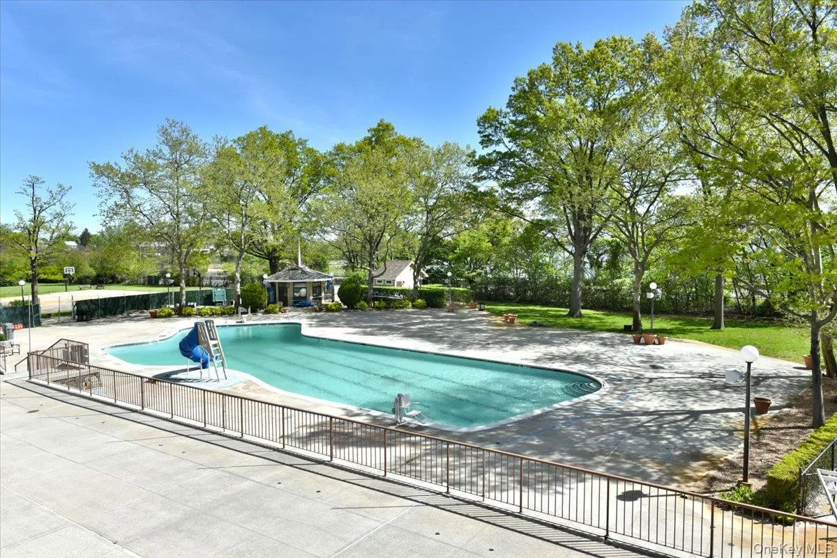 18-15 215th Street, New York, NY, 1 Bedroom Bedrooms, 4 Rooms Rooms,1 BathroomBathrooms,Residential Sale,For Rent,215th,0,970041 18-15 215th Street, New York, NY, 1 Bedroom Bedrooms, 4 Rooms Rooms,1 BathroomBathrooms,Residential Sale,For Rent,215th,0,970041
