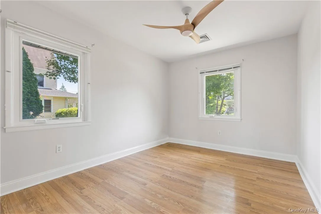 17 Soundview Avenue, Rye City, NY, 3 Bedrooms Bedrooms, 6 Rooms Rooms,2 BathroomsBathrooms,Residential Lease,For Rent,Soundview,0,970059 17 Soundview Avenue, Rye City, NY, 3 Bedrooms Bedrooms, 6 Rooms Rooms,2 BathroomsBathrooms,Residential Lease,For Rent,Soundview,0,970059