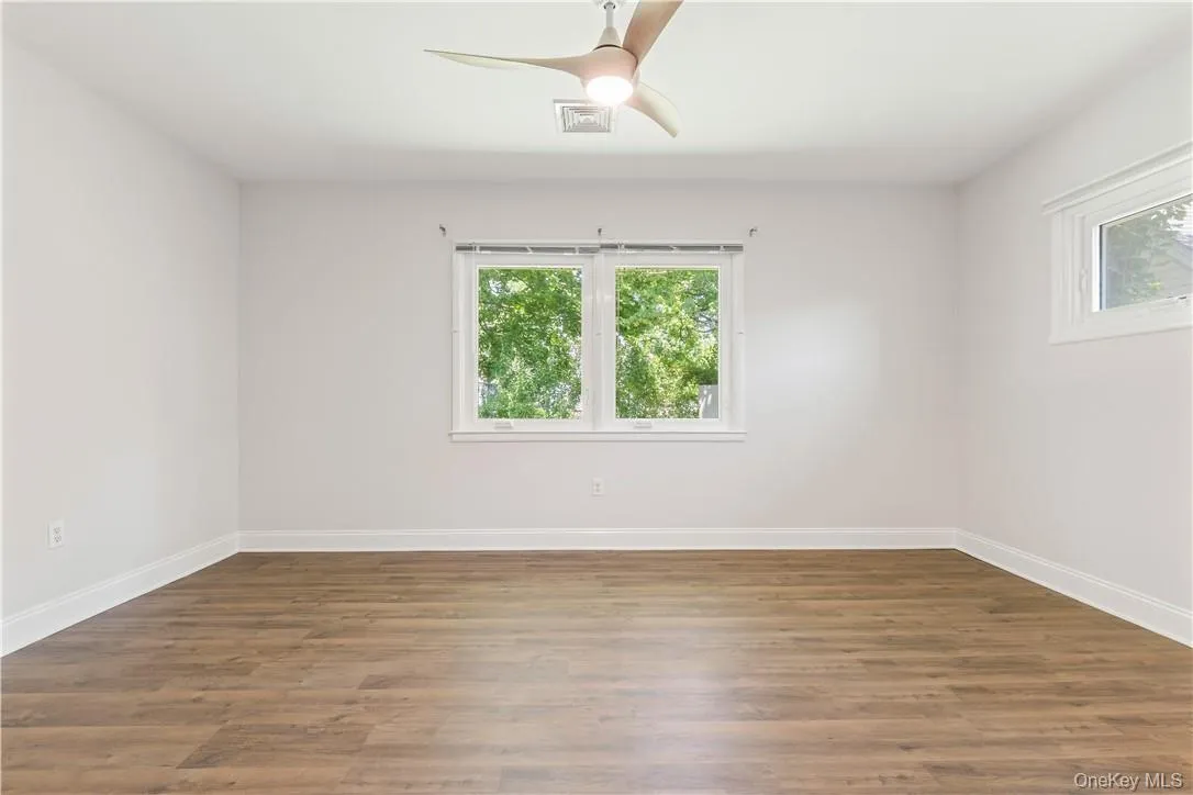 17 Soundview Avenue, Rye City, NY, 3 Bedrooms Bedrooms, 6 Rooms Rooms,2 BathroomsBathrooms,Residential Lease,For Rent,Soundview,0,970059 17 Soundview Avenue, Rye City, NY, 3 Bedrooms Bedrooms, 6 Rooms Rooms,2 BathroomsBathrooms,Residential Lease,For Rent,Soundview,0,970059