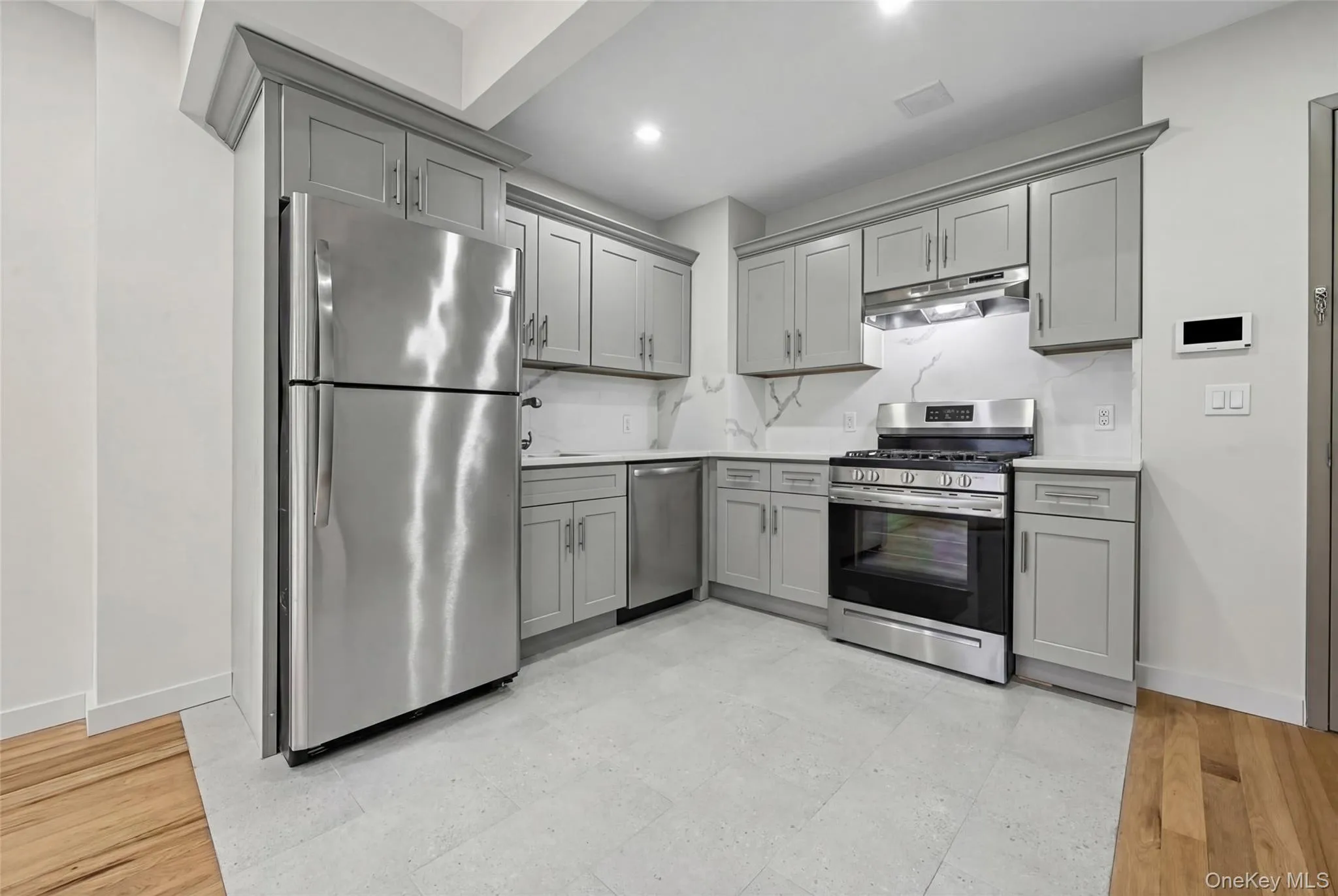 444 Graham Avenue, New York, NY, 1 Room Rooms,1 BathroomBathrooms,Residential Lease,For Rent,Graham,0,970063 444 Graham Avenue, New York, NY, 1 Room Rooms,1 BathroomBathrooms,Residential Lease,For Rent,Graham,0,970063