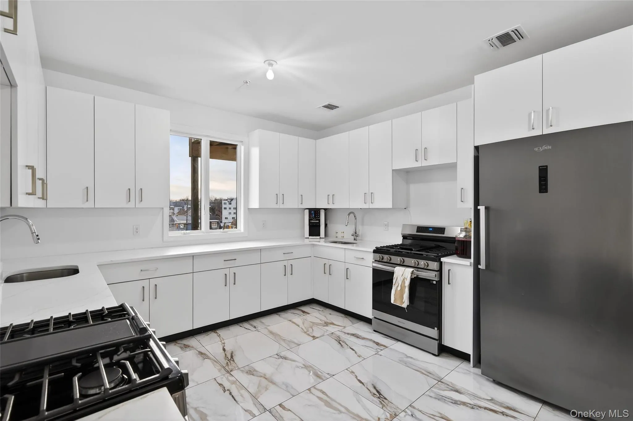 3 melitz, Palm Tree, NY, 4 Bedrooms Bedrooms, 6 Rooms Rooms,2 BathroomsBathrooms,Residential,For Rent,melitz,0,970091 3 melitz, Palm Tree, NY, 4 Bedrooms Bedrooms, 6 Rooms Rooms,2 BathroomsBathrooms,Residential,For Rent,melitz,0,970091