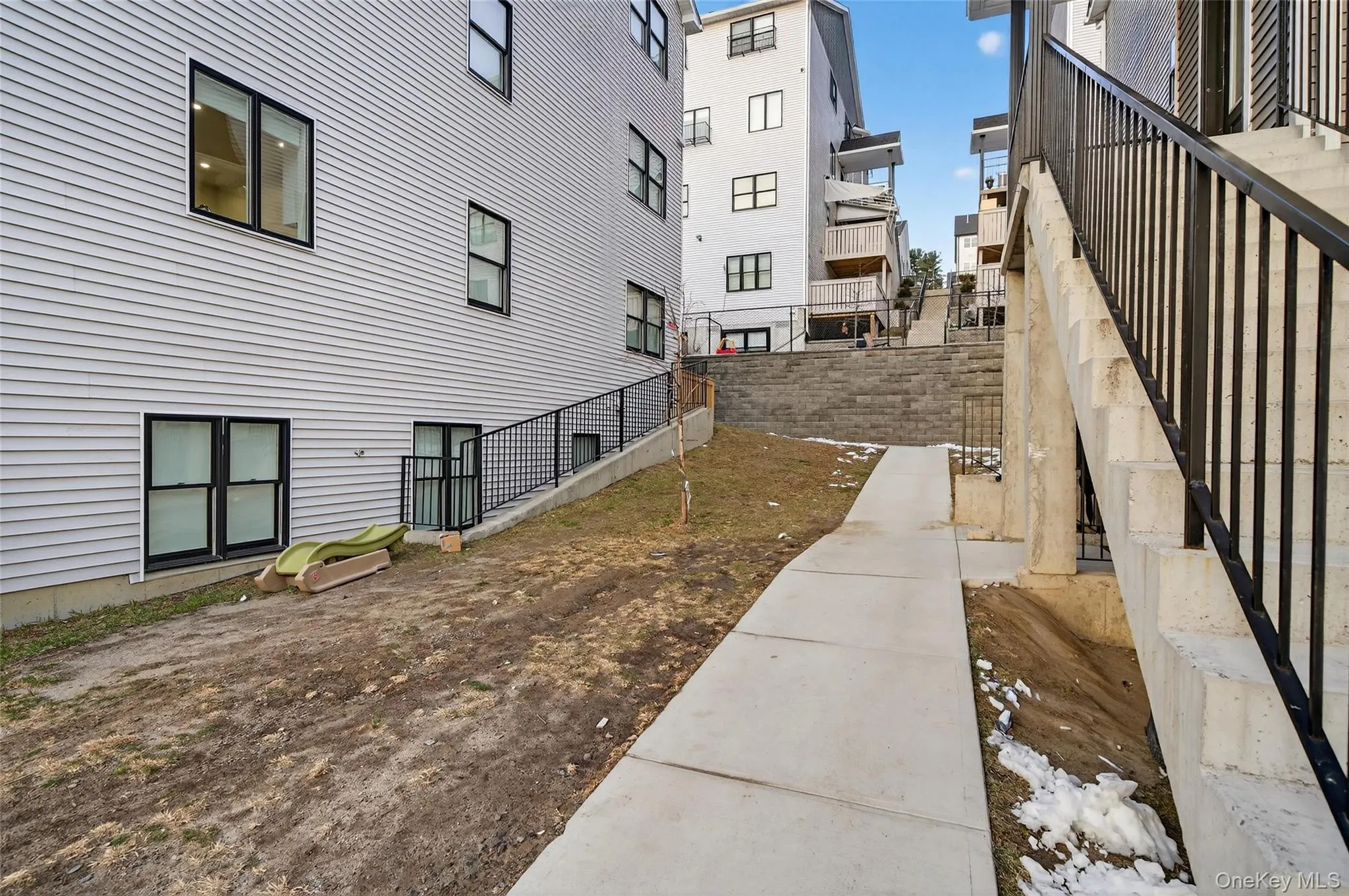 3 melitz, Palm Tree, NY, 4 Bedrooms Bedrooms, 6 Rooms Rooms,2 BathroomsBathrooms,Residential,For Rent,melitz,0,970091 3 melitz, Palm Tree, NY, 4 Bedrooms Bedrooms, 6 Rooms Rooms,2 BathroomsBathrooms,Residential,For Rent,melitz,0,970091