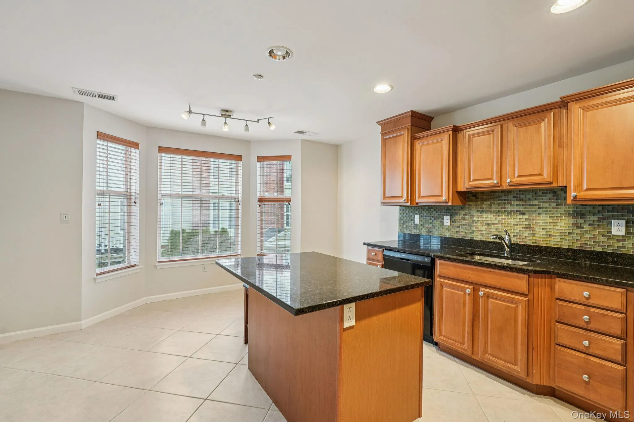 10 BRIDGE Lane, Haverstraw, NY, 3 Bedrooms Bedrooms, 7 Rooms Rooms,3 BathroomsBathrooms,Residential Lease,For Rent,BRIDGE,0,970105 10 BRIDGE Lane, Haverstraw, NY, 3 Bedrooms Bedrooms, 7 Rooms Rooms,3 BathroomsBathrooms,Residential Lease,For Rent,BRIDGE,0,970105