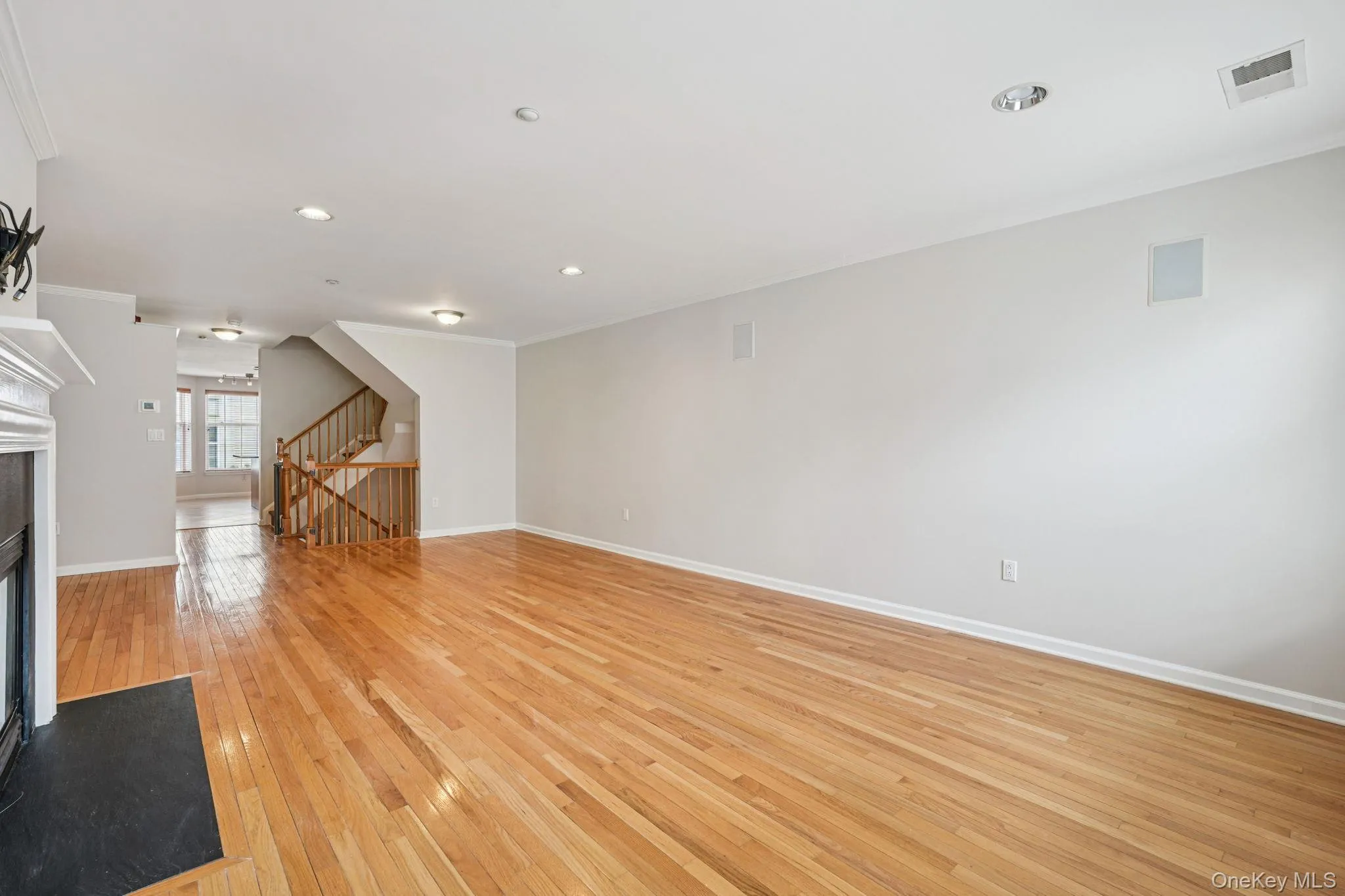 10 BRIDGE Lane, Haverstraw, NY, 3 Bedrooms Bedrooms, 7 Rooms Rooms,3 BathroomsBathrooms,Residential Lease,For Rent,BRIDGE,0,970105 10 BRIDGE Lane, Haverstraw, NY, 3 Bedrooms Bedrooms, 7 Rooms Rooms,3 BathroomsBathrooms,Residential Lease,For Rent,BRIDGE,0,970105