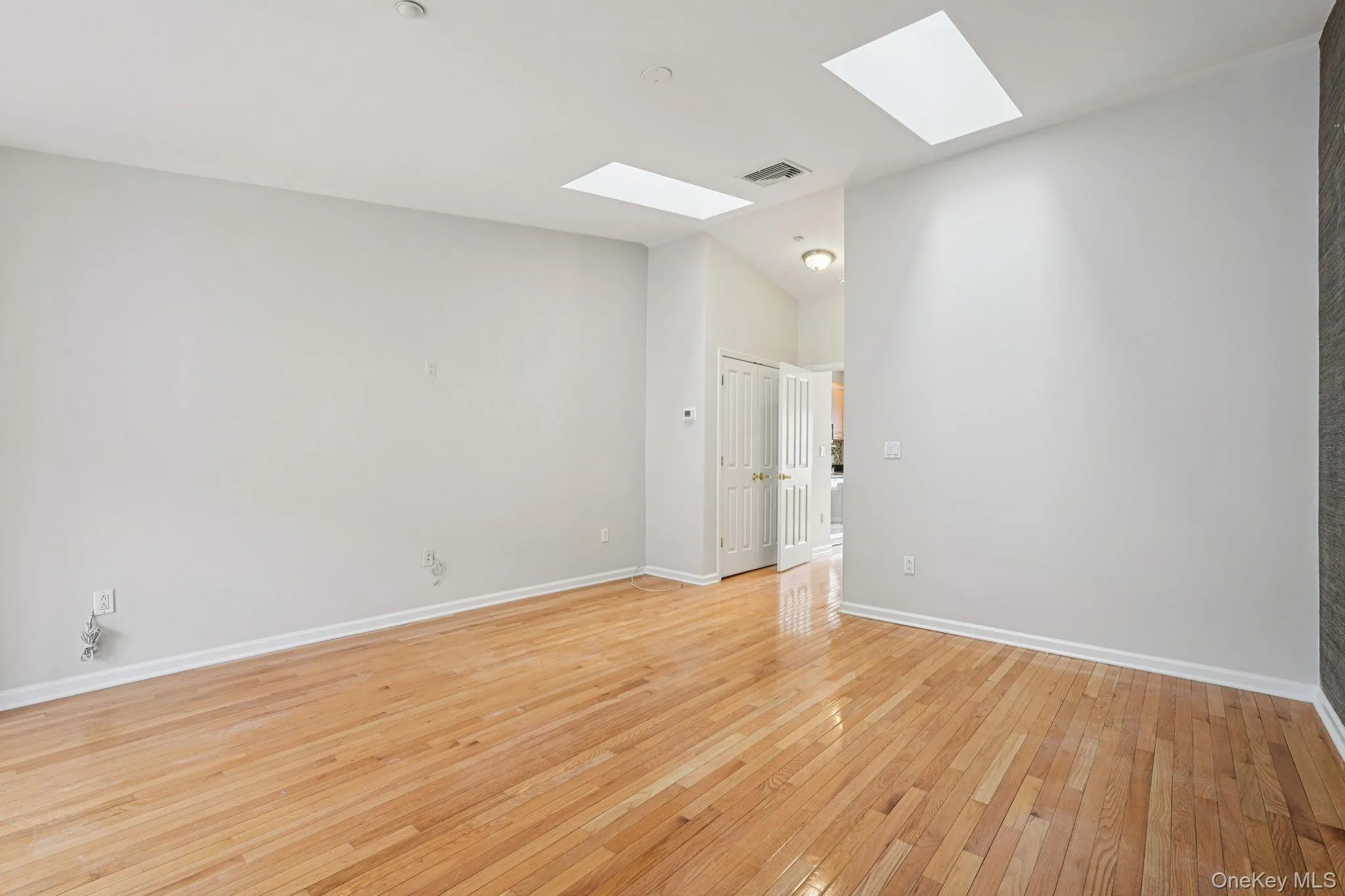 10 BRIDGE Lane, Haverstraw, NY, 3 Bedrooms Bedrooms, 7 Rooms Rooms,3 BathroomsBathrooms,Residential Lease,For Rent,BRIDGE,0,970105 10 BRIDGE Lane, Haverstraw, NY, 3 Bedrooms Bedrooms, 7 Rooms Rooms,3 BathroomsBathrooms,Residential Lease,For Rent,BRIDGE,0,970105