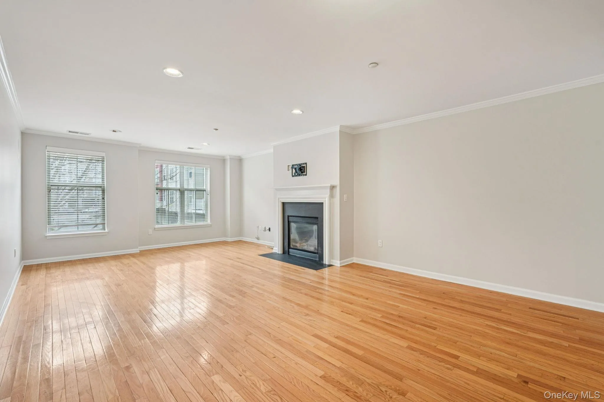 10 BRIDGE Lane, Haverstraw, NY, 3 Bedrooms Bedrooms, 7 Rooms Rooms,3 BathroomsBathrooms,Residential Lease,For Rent,BRIDGE,0,970105 10 BRIDGE Lane, Haverstraw, NY, 3 Bedrooms Bedrooms, 7 Rooms Rooms,3 BathroomsBathrooms,Residential Lease,For Rent,BRIDGE,0,970105