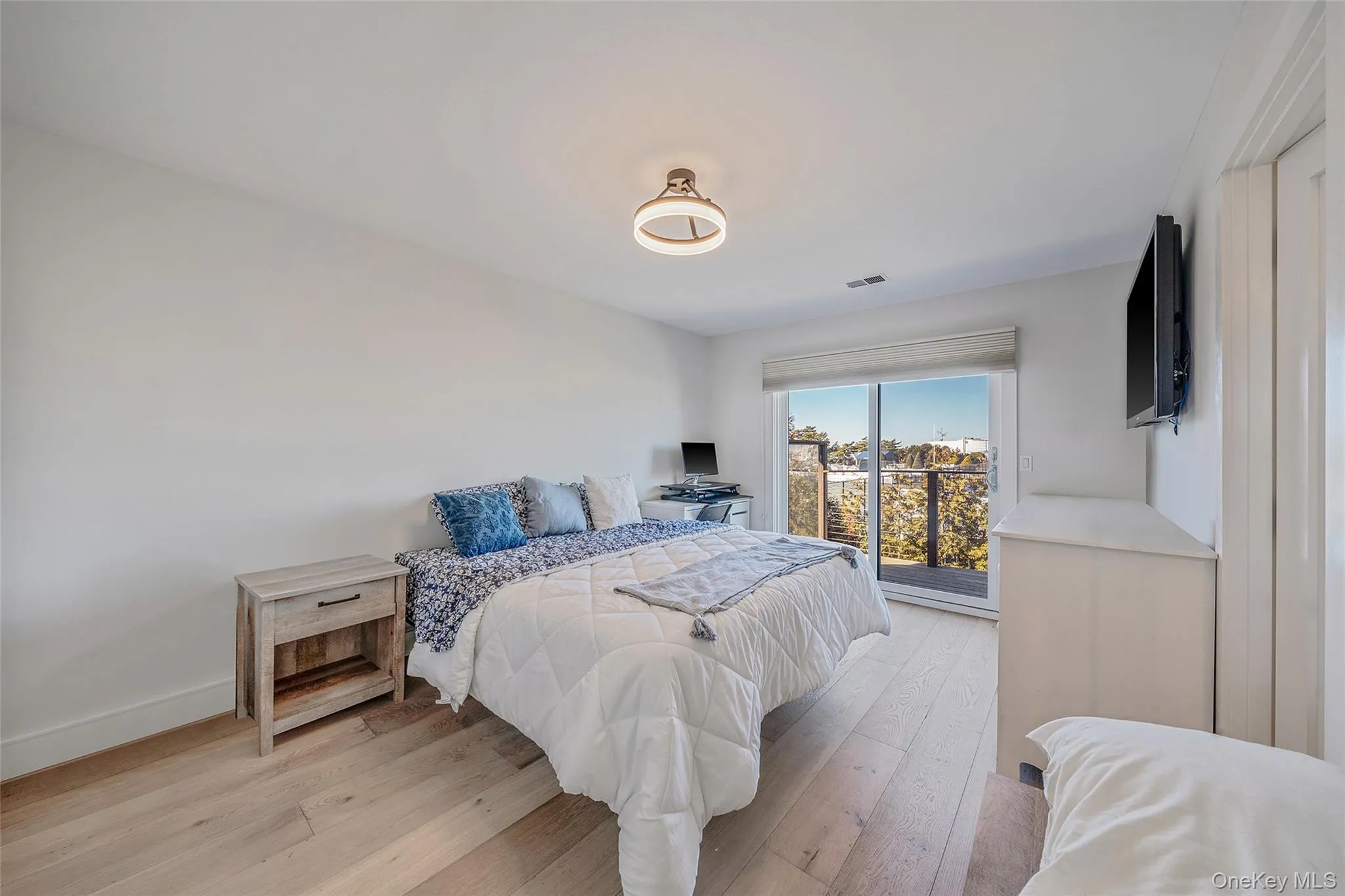 1233 Beech Street, Hempstead, NY, 3 Bedrooms Bedrooms, 7 Rooms Rooms,3 BathroomsBathrooms,Residential,For Rent,Beech,0,970116 1233 Beech Street, Hempstead, NY, 3 Bedrooms Bedrooms, 7 Rooms Rooms,3 BathroomsBathrooms,Residential,For Rent,Beech,0,970116