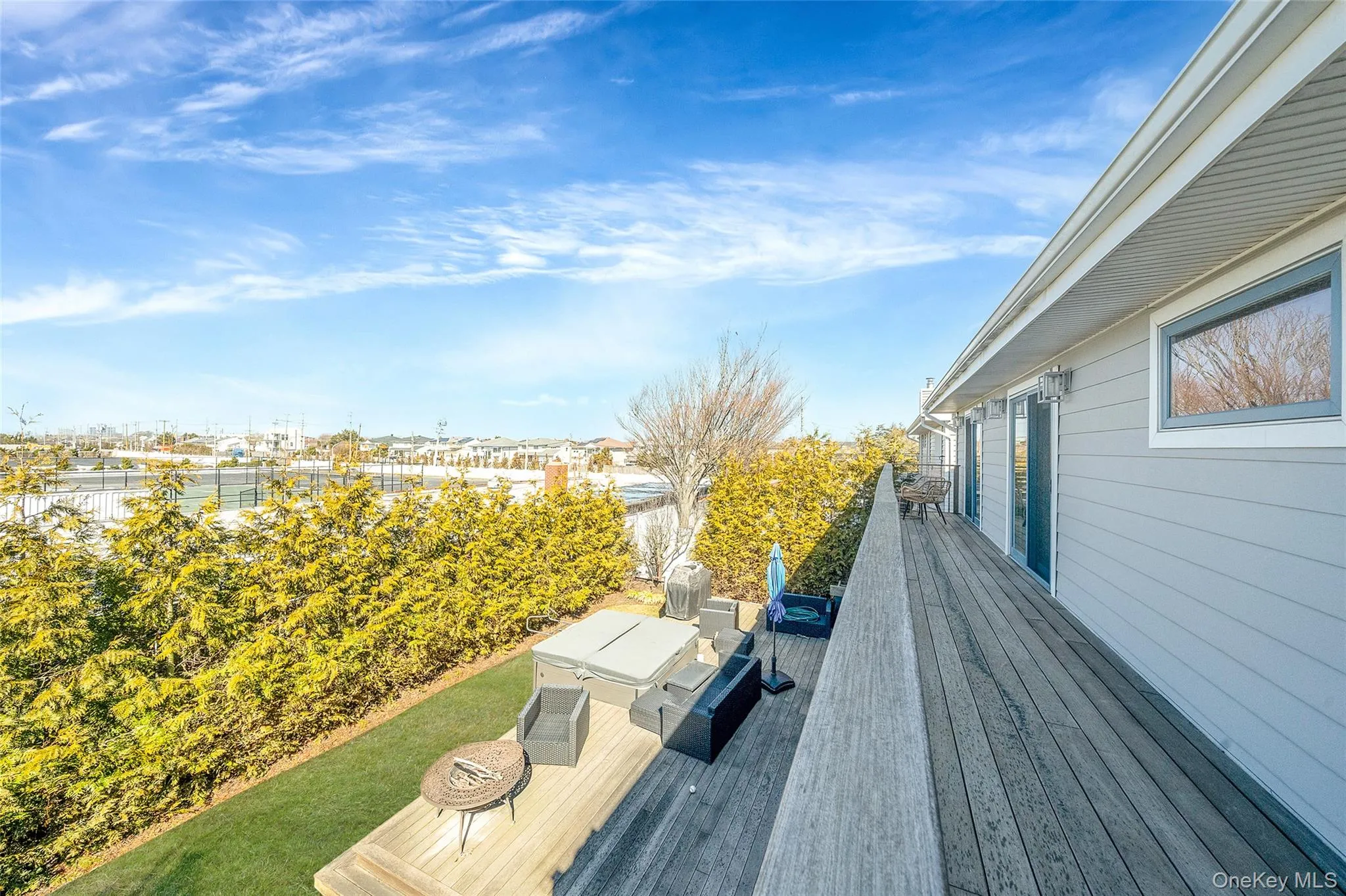 Top Deck Outside Bedrooms Top Deck Outside Bedrooms