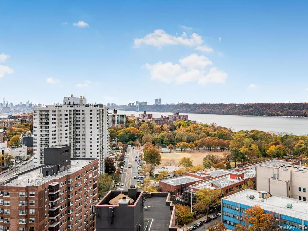 640 237th Street, New York, NY, 2 Bedrooms Bedrooms, 5 Rooms Rooms,2 BathroomsBathrooms,Residential,For Rent,237th,0,970137 640 237th Street, New York, NY, 2 Bedrooms Bedrooms, 5 Rooms Rooms,2 BathroomsBathrooms,Residential,For Rent,237th,0,970137