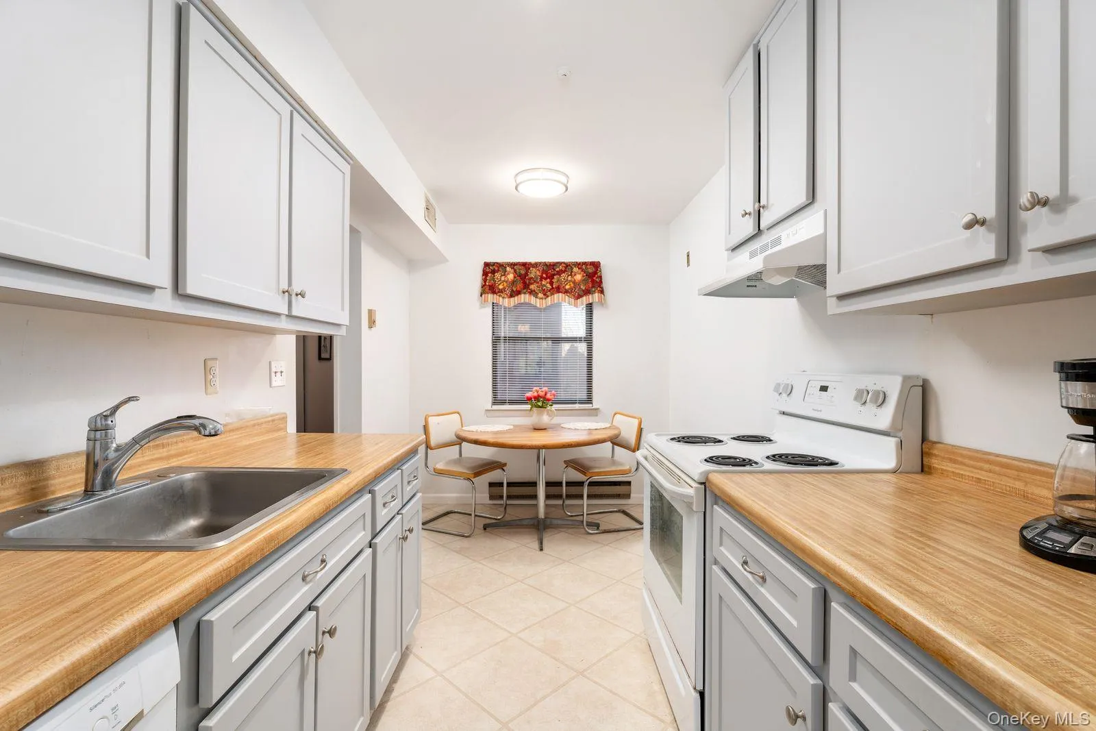 506 Drew Drive, Smithtown, NY, 3 Bedrooms Bedrooms, 9 Rooms Rooms,2 BathroomsBathrooms,Residential,For Rent,Drew,0,970144 506 Drew Drive, Smithtown, NY, 3 Bedrooms Bedrooms, 9 Rooms Rooms,2 BathroomsBathrooms,Residential,For Rent,Drew,0,970144