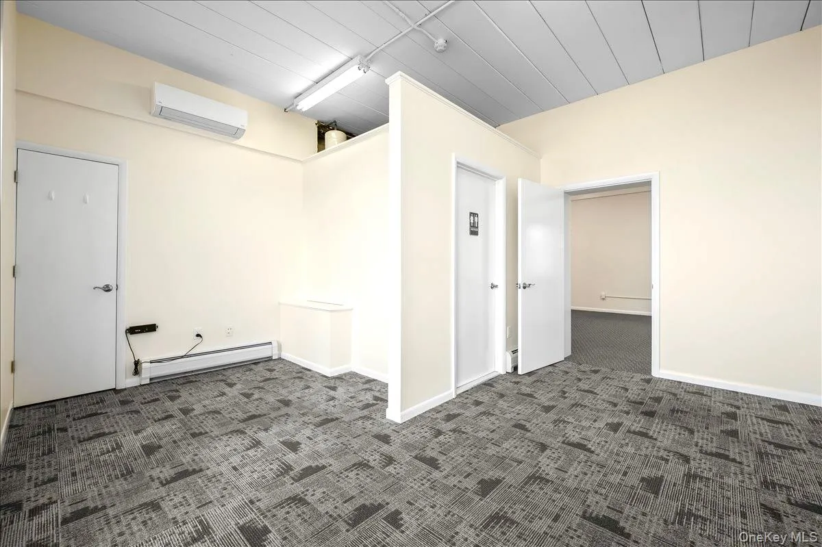 29 Main St Street, Orangetown, NY, ,Commercial Lease,For Rent,Main St,0,970175 29 Main St Street, Orangetown, NY, ,Commercial Lease,For Rent,Main St,0,970175