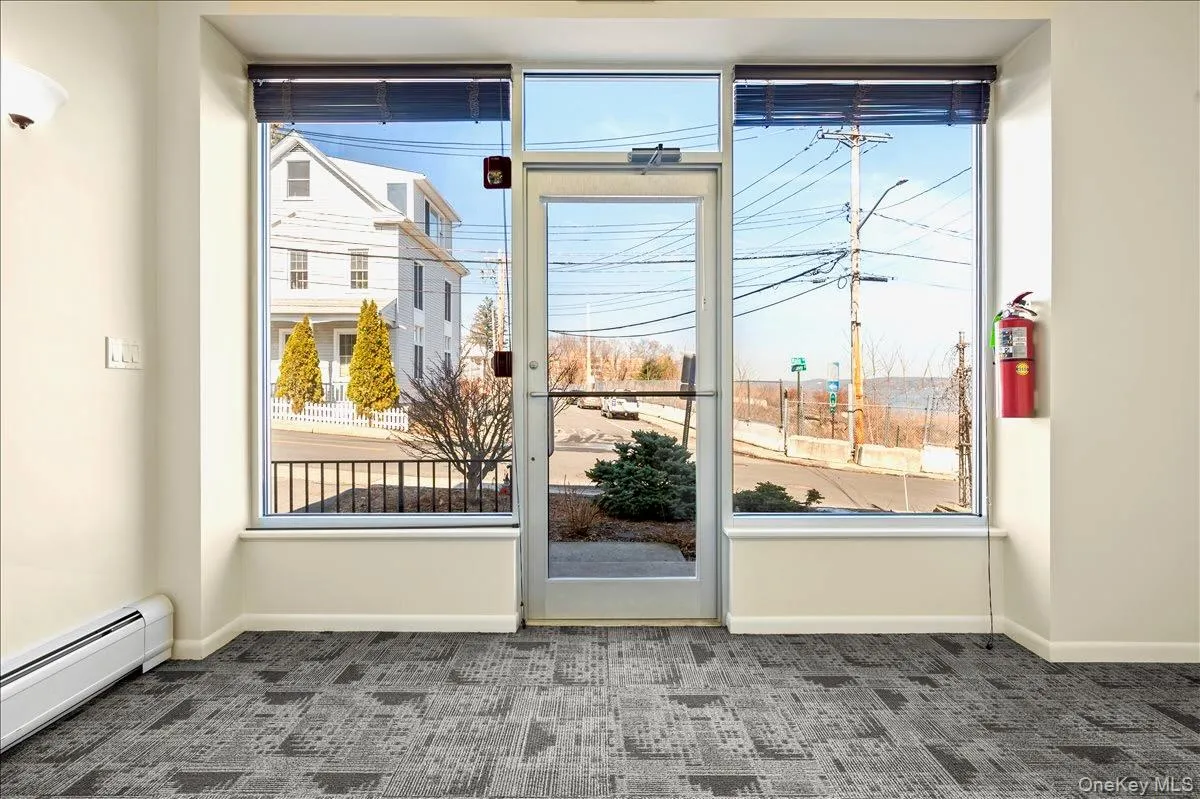 29 Main St Street, Orangetown, NY, ,Commercial Lease,For Rent,Main St,0,970175 29 Main St Street, Orangetown, NY, ,Commercial Lease,For Rent,Main St,0,970175