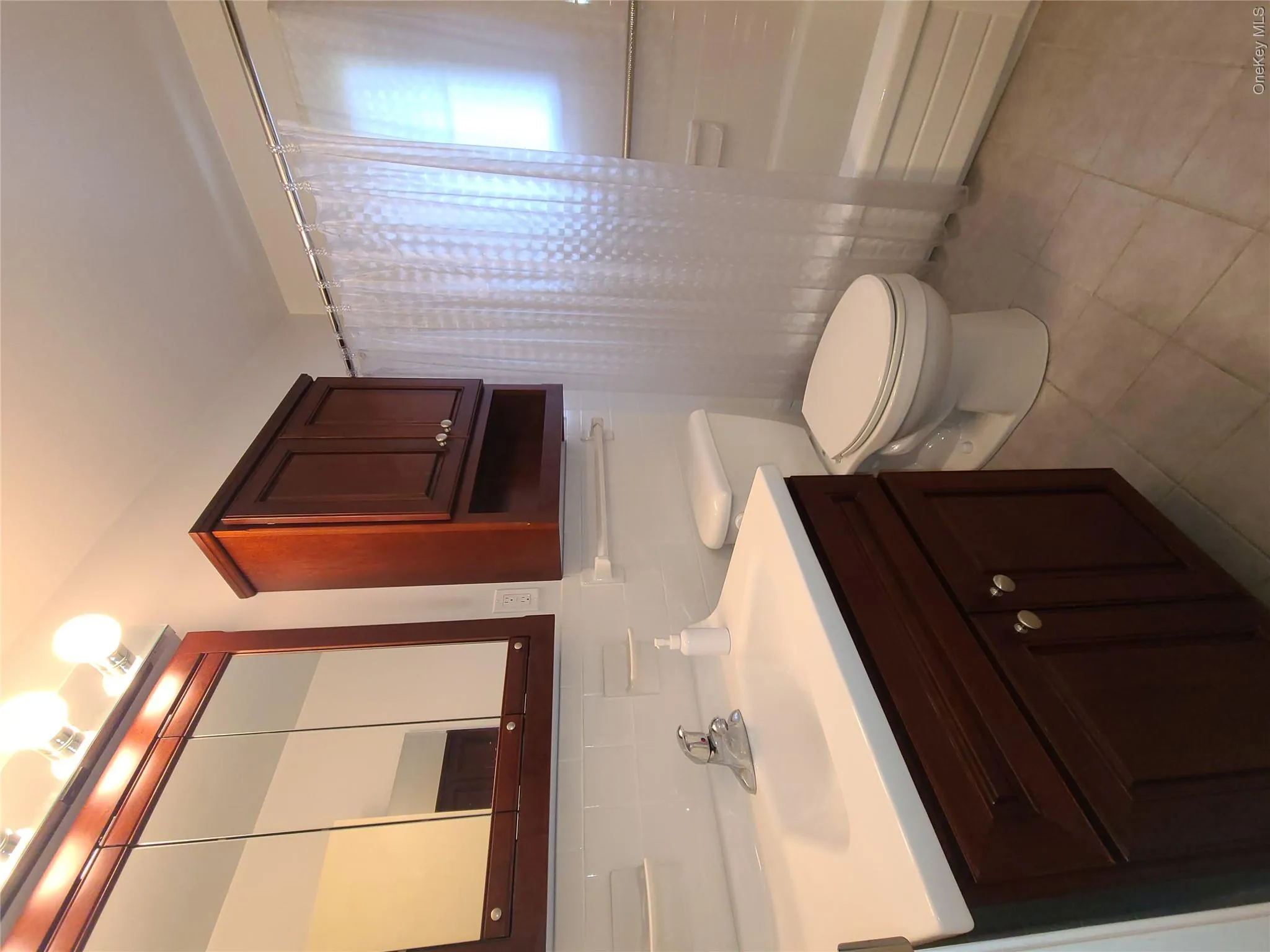 10 Oakwood Terrace, New Windsor, NY, 1 Bedroom Bedrooms, 4 Rooms Rooms,1 BathroomBathrooms,Residential Sale,For Rent,Oakwood,0,970208 10 Oakwood Terrace, New Windsor, NY, 1 Bedroom Bedrooms, 4 Rooms Rooms,1 BathroomBathrooms,Residential Sale,For Rent,Oakwood,0,970208