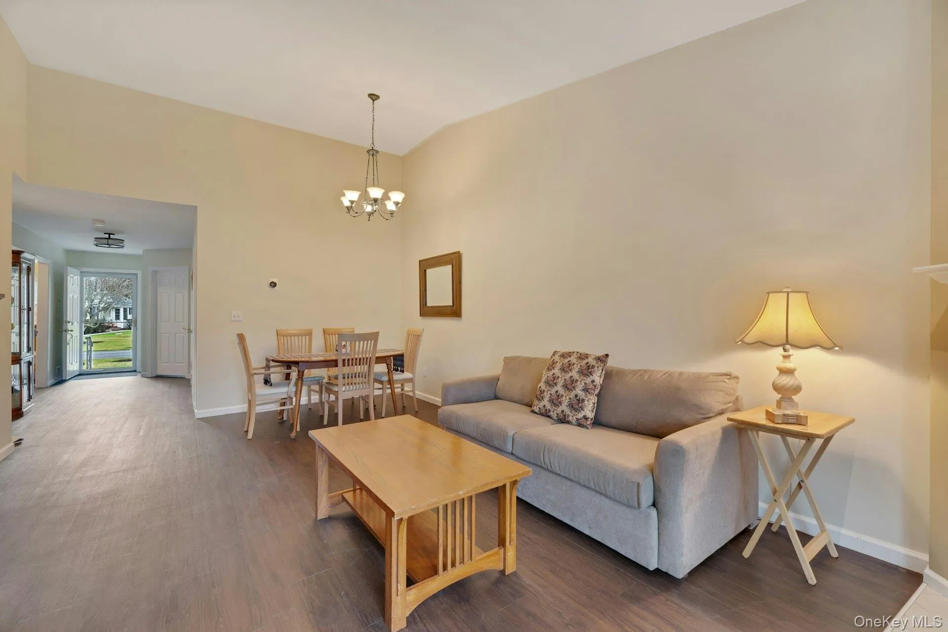 2555 Youngs Avenue, Southold, NY, 2 Bedrooms Bedrooms, 5 Rooms Rooms,2 BathroomsBathrooms,Residential Lease,For Rent,Youngs,0,970223 2555 Youngs Avenue, Southold, NY, 2 Bedrooms Bedrooms, 5 Rooms Rooms,2 BathroomsBathrooms,Residential Lease,For Rent,Youngs,0,970223