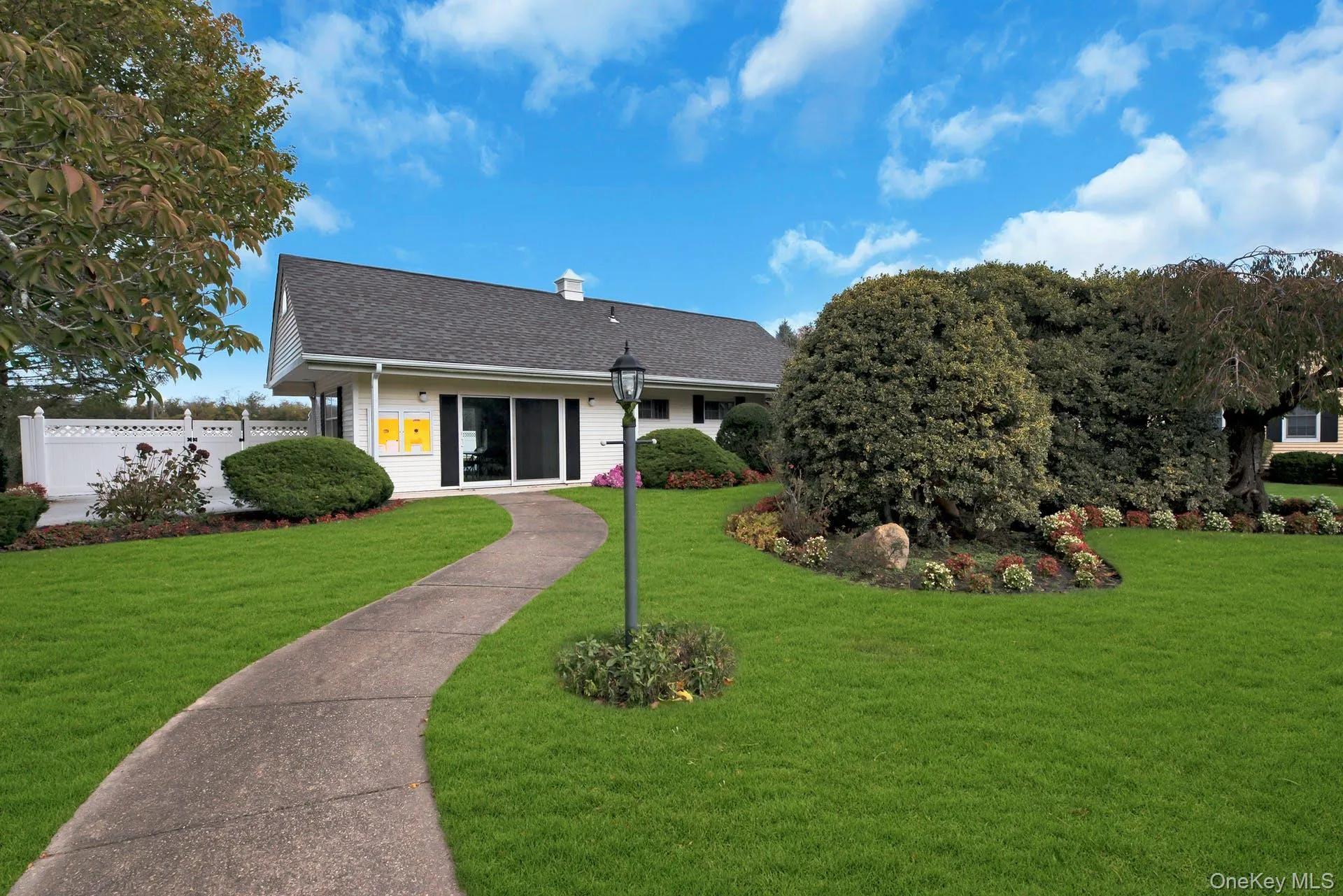 2555 Youngs Avenue, Southold, NY, 2 Bedrooms Bedrooms, 5 Rooms Rooms,2 BathroomsBathrooms,Residential Lease,For Rent,Youngs,0,970223 2555 Youngs Avenue, Southold, NY, 2 Bedrooms Bedrooms, 5 Rooms Rooms,2 BathroomsBathrooms,Residential Lease,For Rent,Youngs,0,970223