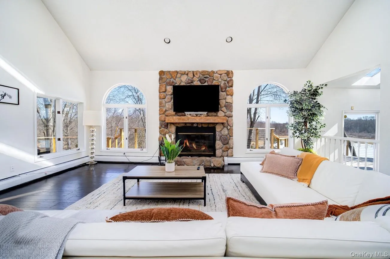 198 Corbett Road, Montgomery, NY, 6 Bedrooms Bedrooms, 21 Rooms Rooms,6 BathroomsBathrooms,Residential,For Rent,Corbett,0,970238 198 Corbett Road, Montgomery, NY, 6 Bedrooms Bedrooms, 21 Rooms Rooms,6 BathroomsBathrooms,Residential,For Rent,Corbett,0,970238