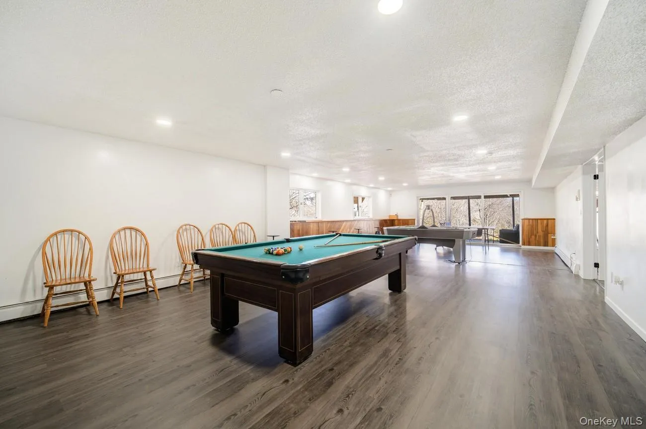 198 Corbett Road, Montgomery, NY, 6 Bedrooms Bedrooms, 21 Rooms Rooms,6 BathroomsBathrooms,Residential,For Rent,Corbett,0,970238 198 Corbett Road, Montgomery, NY, 6 Bedrooms Bedrooms, 21 Rooms Rooms,6 BathroomsBathrooms,Residential,For Rent,Corbett,0,970238