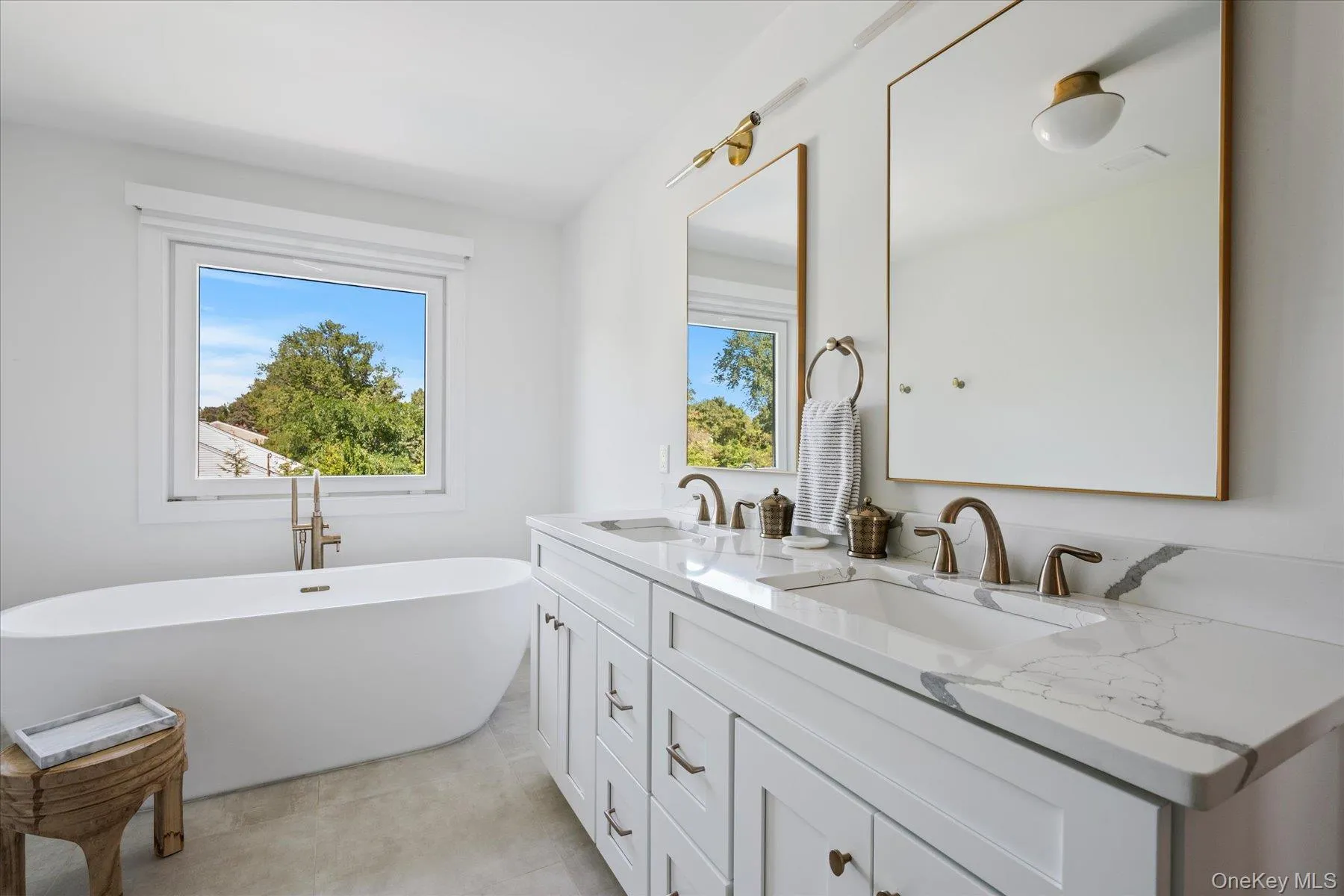 660 Sutton Place, Southold, NY, 4 Bedrooms Bedrooms, 9 Rooms Rooms,2 BathroomsBathrooms,Residential,For Rent,Sutton,0,970247 660 Sutton Place, Southold, NY, 4 Bedrooms Bedrooms, 9 Rooms Rooms,2 BathroomsBathrooms,Residential,For Rent,Sutton,0,970247