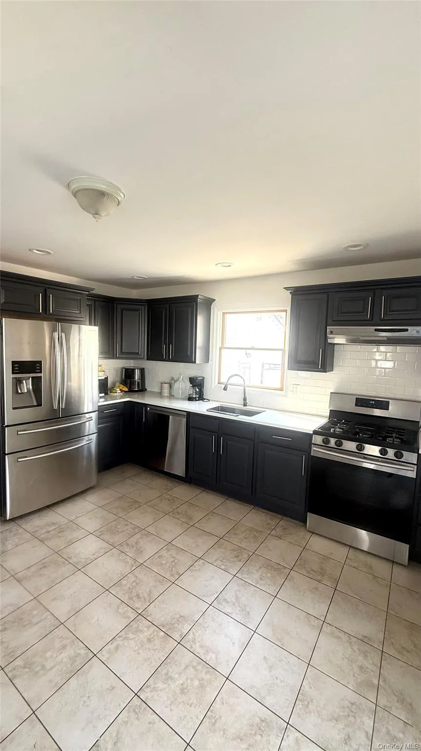 1318 Post Avenue, Hempstead, NY, 4 Bedrooms Bedrooms, 8 Rooms Rooms,2 BathroomsBathrooms,Residential Lease,For Rent,Post,0,970254 1318 Post Avenue, Hempstead, NY, 4 Bedrooms Bedrooms, 8 Rooms Rooms,2 BathroomsBathrooms,Residential Lease,For Rent,Post,0,970254
