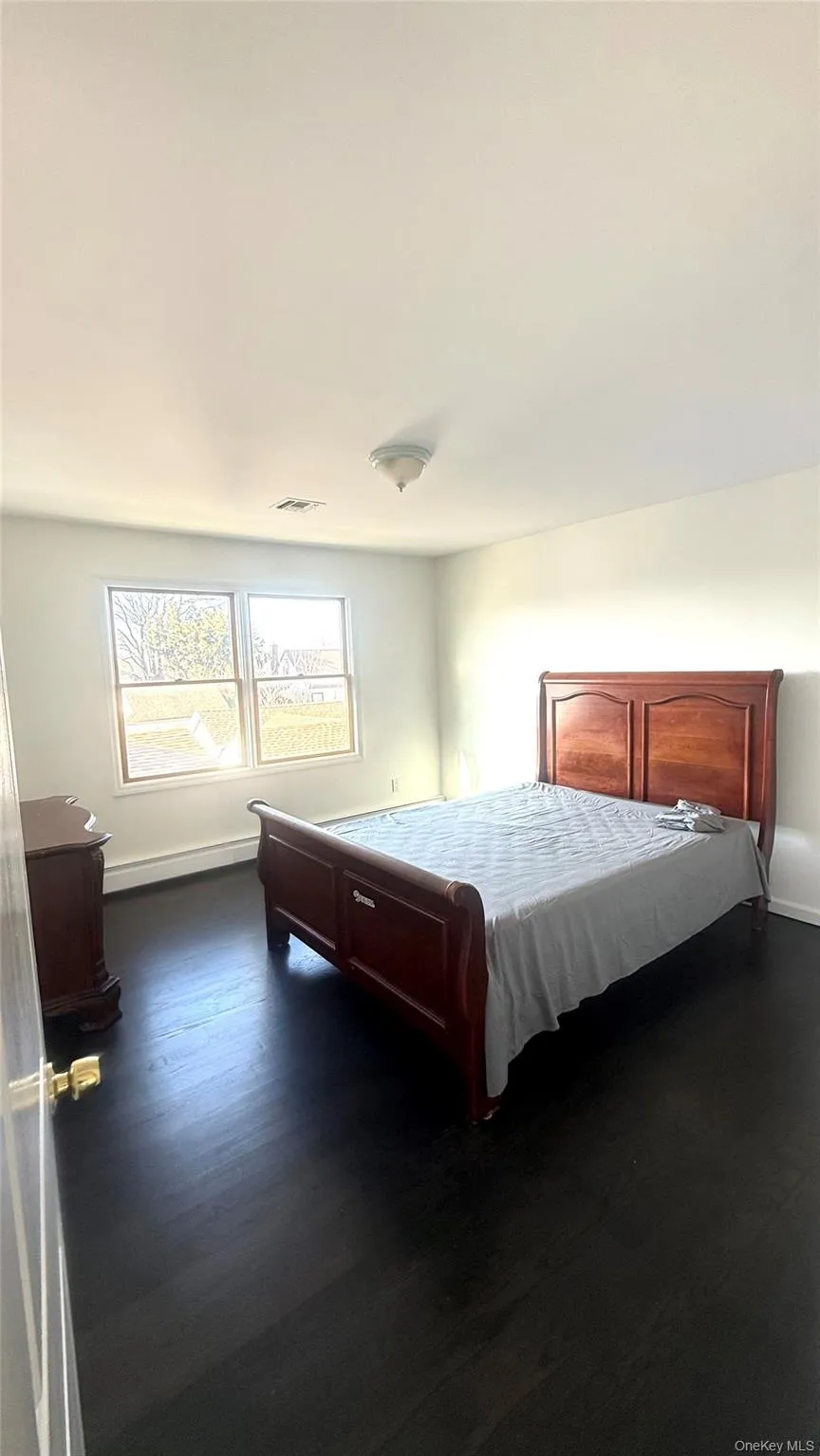 1318 Post Avenue, Hempstead, NY, 4 Bedrooms Bedrooms, 8 Rooms Rooms,2 BathroomsBathrooms,Residential Lease,For Rent,Post,0,970254 1318 Post Avenue, Hempstead, NY, 4 Bedrooms Bedrooms, 8 Rooms Rooms,2 BathroomsBathrooms,Residential Lease,For Rent,Post,0,970254