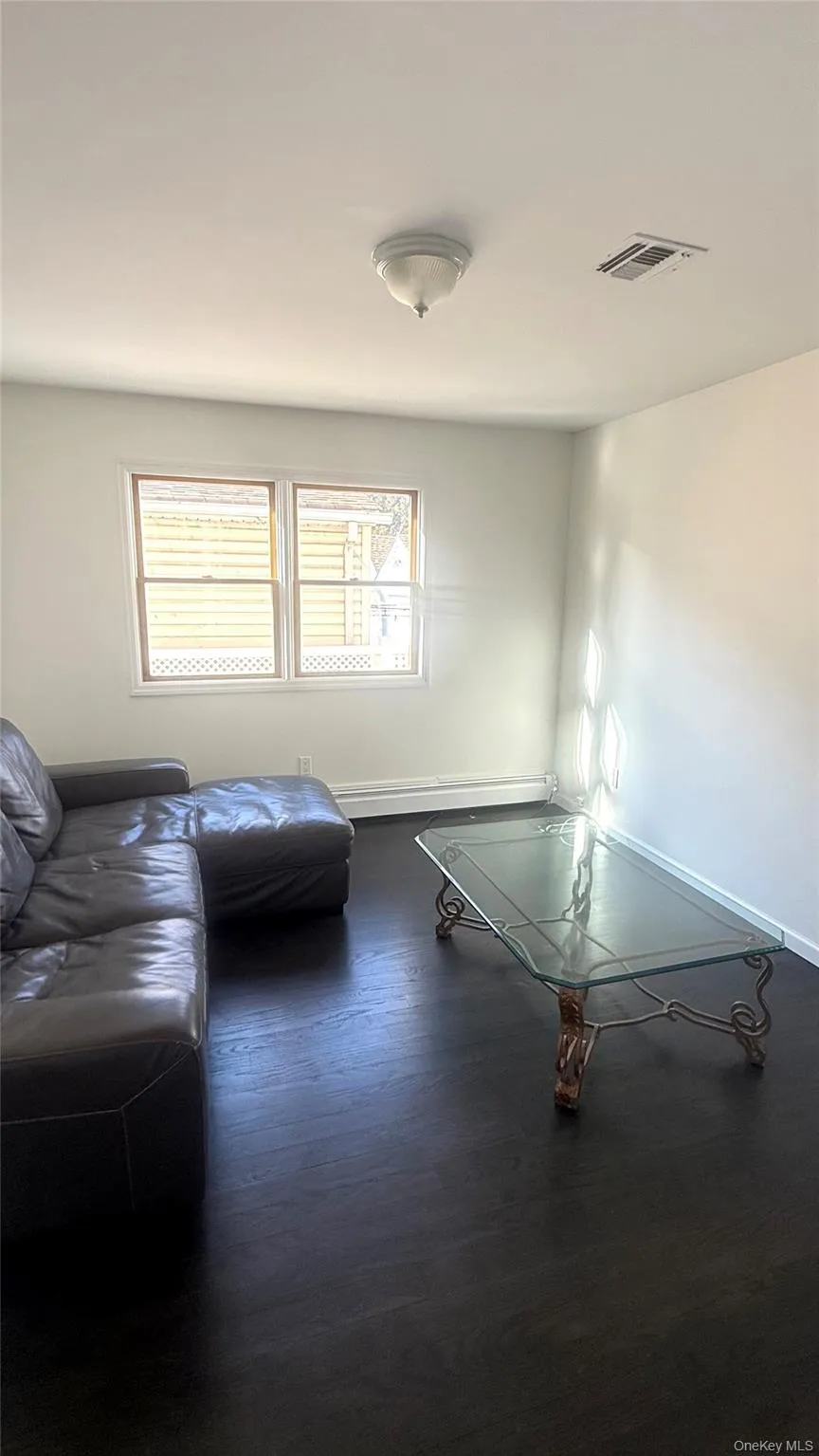 1318 Post Avenue, Hempstead, NY, 4 Bedrooms Bedrooms, 8 Rooms Rooms,2 BathroomsBathrooms,Residential Lease,For Rent,Post,0,970254 1318 Post Avenue, Hempstead, NY, 4 Bedrooms Bedrooms, 8 Rooms Rooms,2 BathroomsBathrooms,Residential Lease,For Rent,Post,0,970254