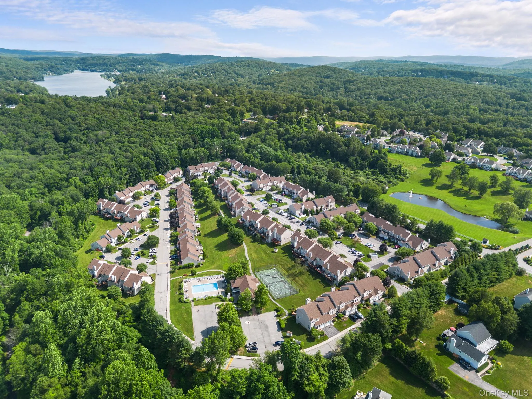 104 Sparrow Ridge Road, Kent, NY, 2 Bedrooms Bedrooms, 8 Rooms Rooms,2 BathroomsBathrooms,Residential Lease,For Rent,Sparrow Ridge,0,970289 104 Sparrow Ridge Road, Kent, NY, 2 Bedrooms Bedrooms, 8 Rooms Rooms,2 BathroomsBathrooms,Residential Lease,For Rent,Sparrow Ridge,0,970289