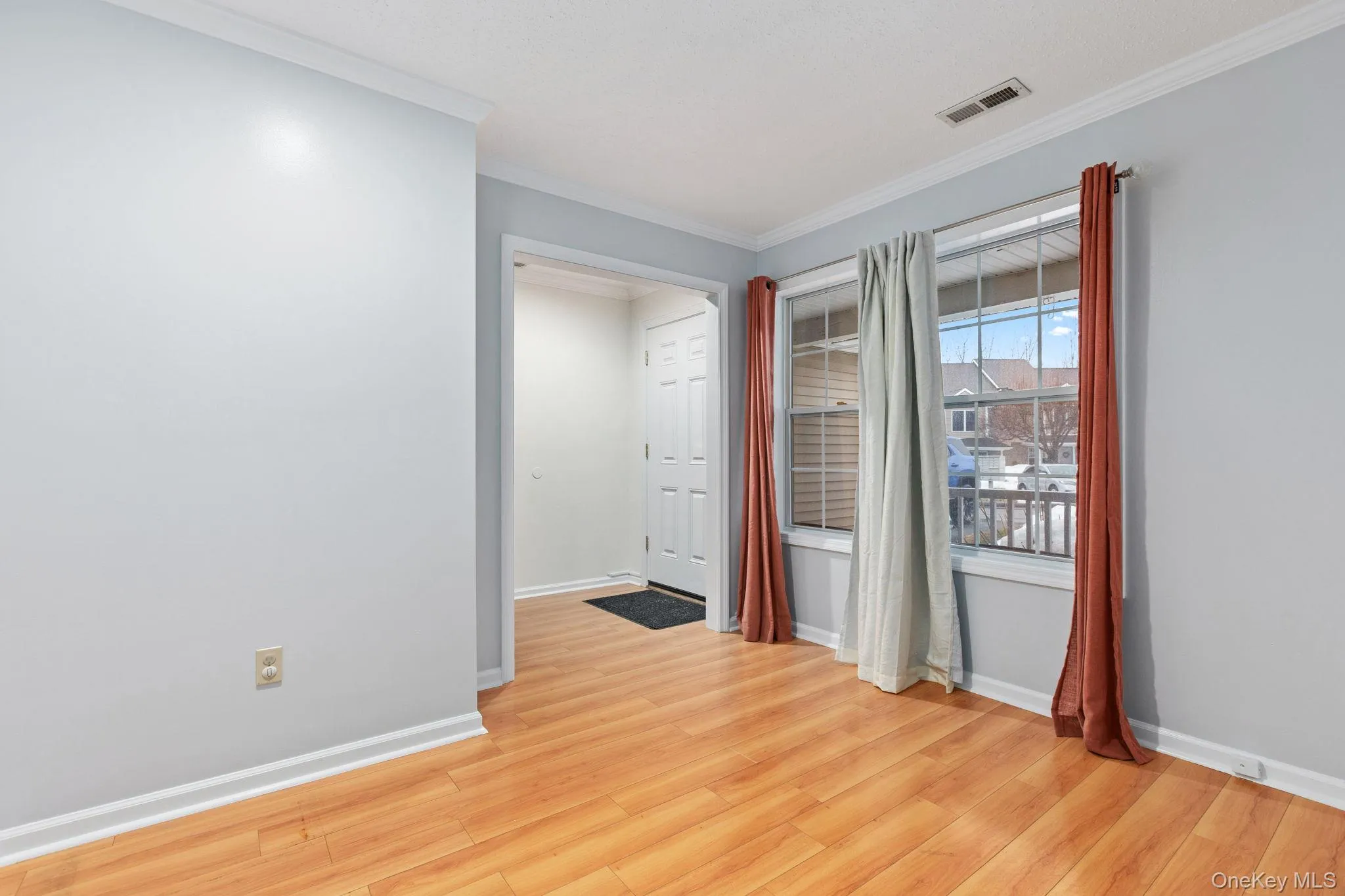 Den / Office area Den / Office area