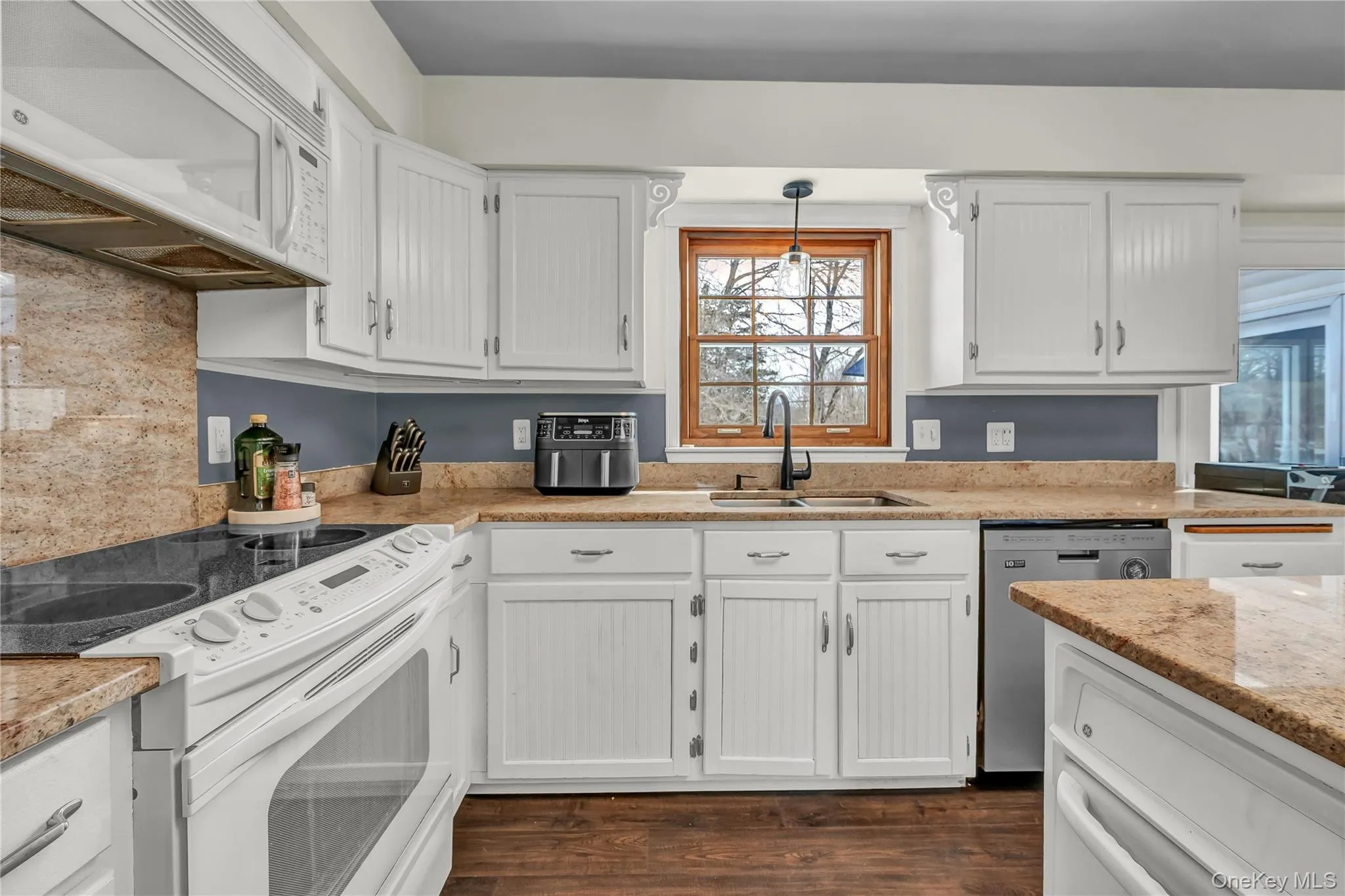 6 Eisenhower Court, East Fishkill, NY, 4 Bedrooms Bedrooms, 8 Rooms Rooms,2 BathroomsBathrooms,Residential,For Rent,Eisenhower,0,970331 6 Eisenhower Court, East Fishkill, NY, 4 Bedrooms Bedrooms, 8 Rooms Rooms,2 BathroomsBathrooms,Residential,For Rent,Eisenhower,0,970331