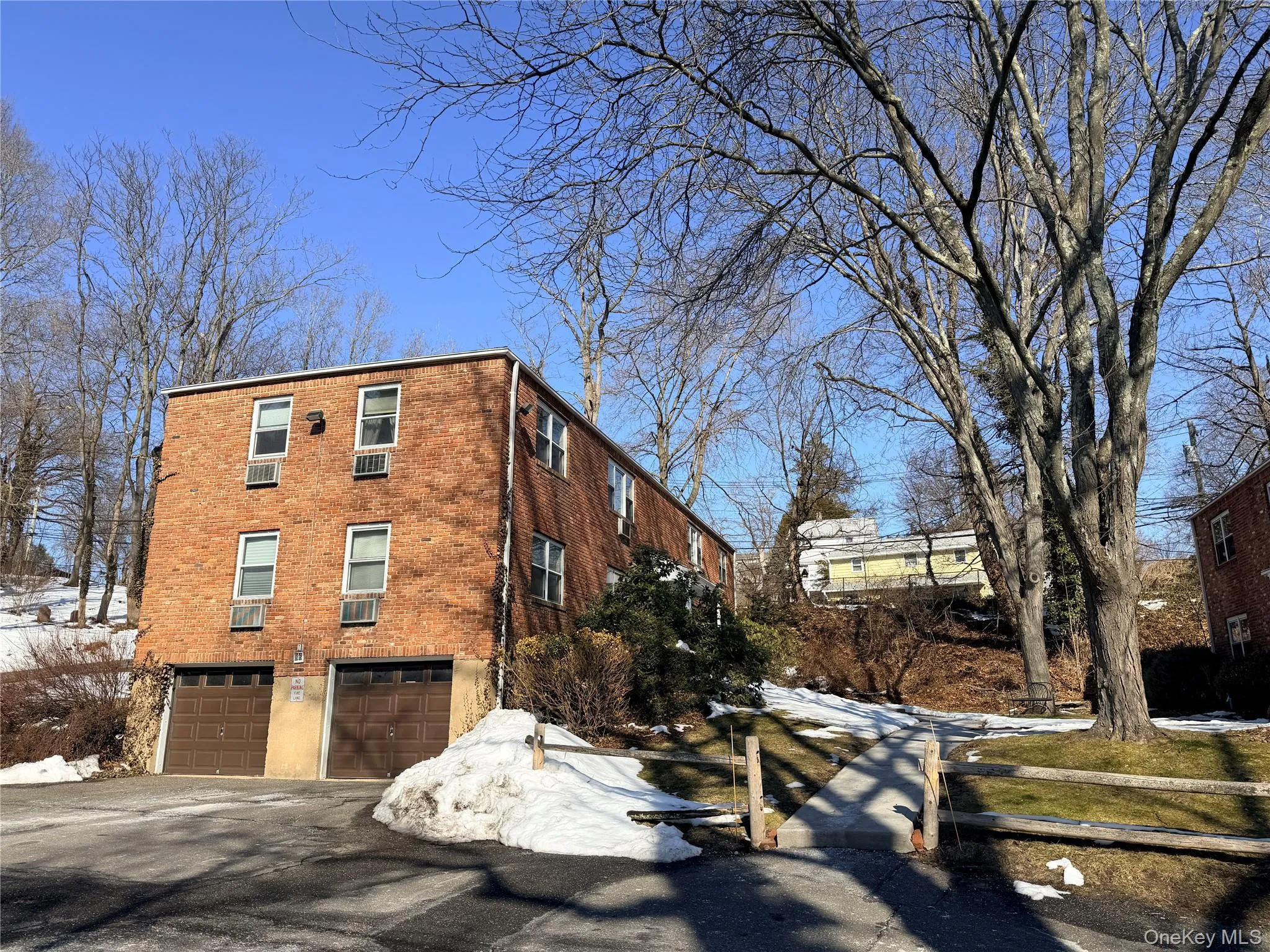 Storage and laundry hookups available in the garage Storage and laundry hookups available in the garage