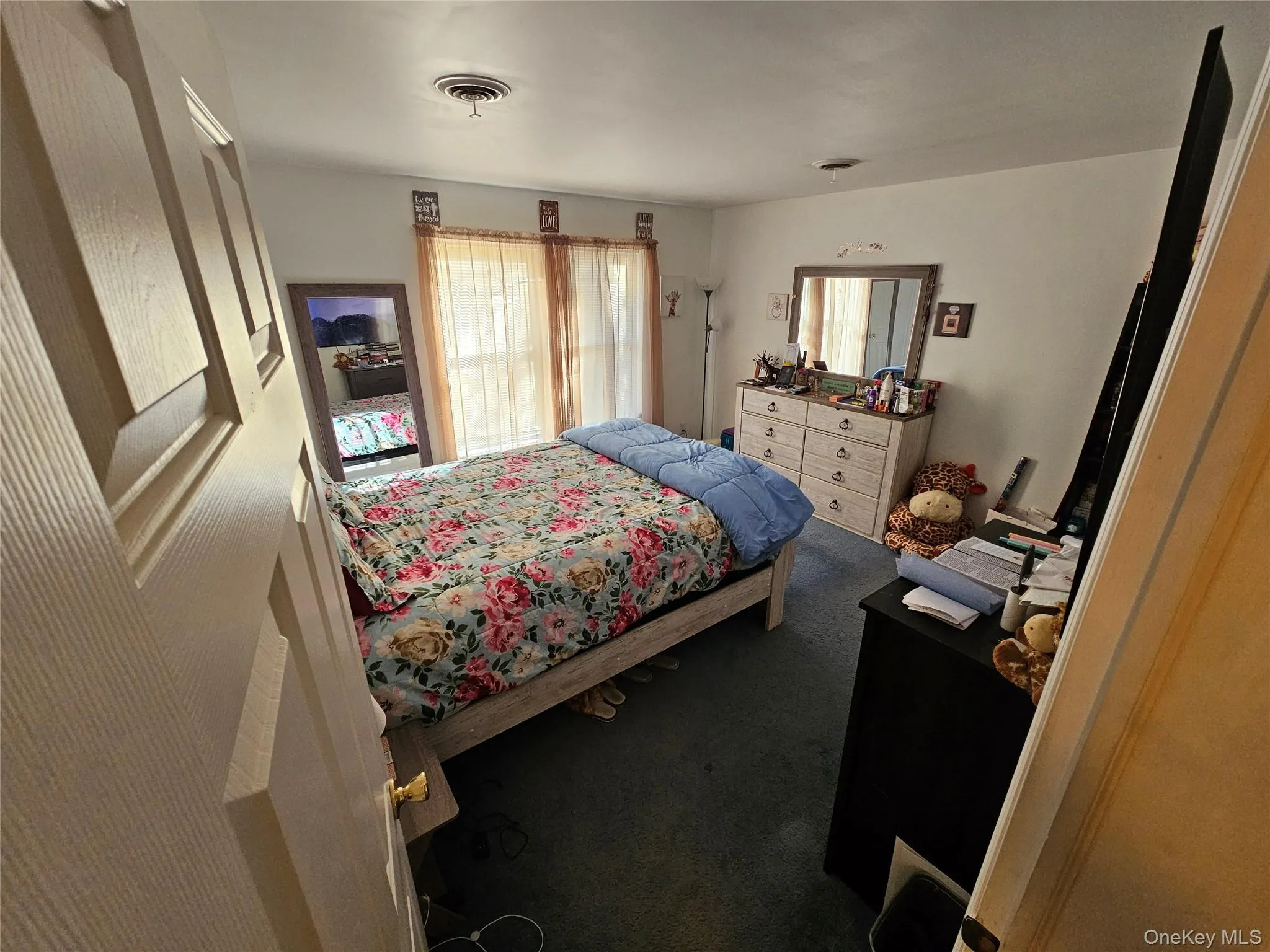 3rd Bedroom behind staircase 3rd Bedroom behind staircase