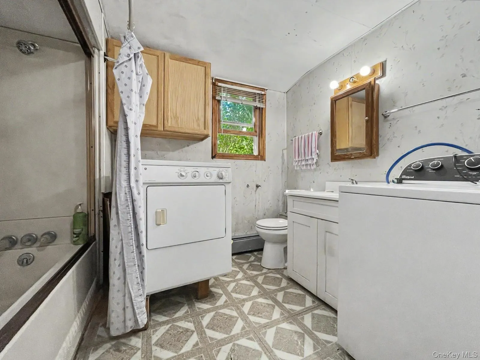 225 Monhagen Avenue, Middletown, NY, 4 Bedrooms Bedrooms, 8 Rooms Rooms,2 BathroomsBathrooms,Residential,For Rent,Monhagen,0,970343 225 Monhagen Avenue, Middletown, NY, 4 Bedrooms Bedrooms, 8 Rooms Rooms,2 BathroomsBathrooms,Residential,For Rent,Monhagen,0,970343