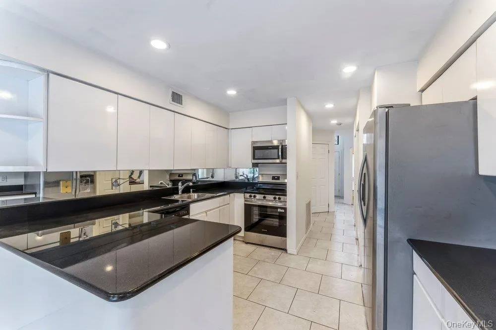 Granite counter tops and stainless appliances Granite counter tops and stainless appliances