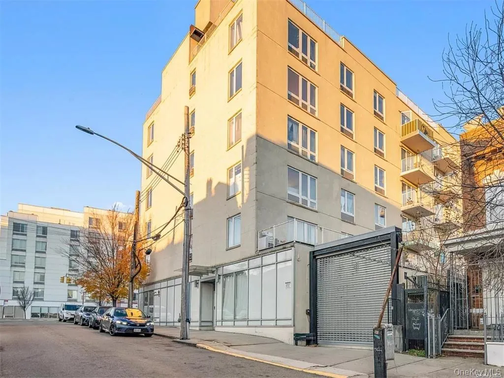 112-02 Northern Blvd, New York, NY, 1 Bedroom Bedrooms, 3 Rooms Rooms,1 BathroomBathrooms,Residential Lease,For Rent,Northern Blvd,0,970359 112-02 Northern Blvd, New York, NY, 1 Bedroom Bedrooms, 3 Rooms Rooms,1 BathroomBathrooms,Residential Lease,For Rent,Northern Blvd,0,970359