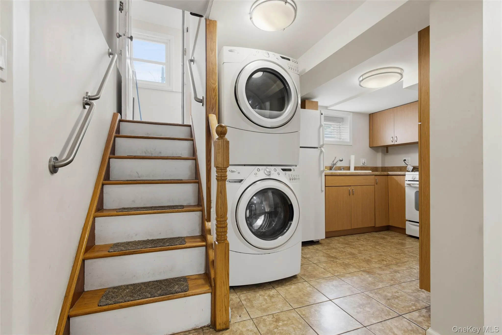 1372 Hollywood Avenue, New York, NY, 3 Bedrooms Bedrooms, 6 Rooms Rooms,1 BathroomBathrooms,Residential,For Rent,Hollywood,0,970366 1372 Hollywood Avenue, New York, NY, 3 Bedrooms Bedrooms, 6 Rooms Rooms,1 BathroomBathrooms,Residential,For Rent,Hollywood,0,970366