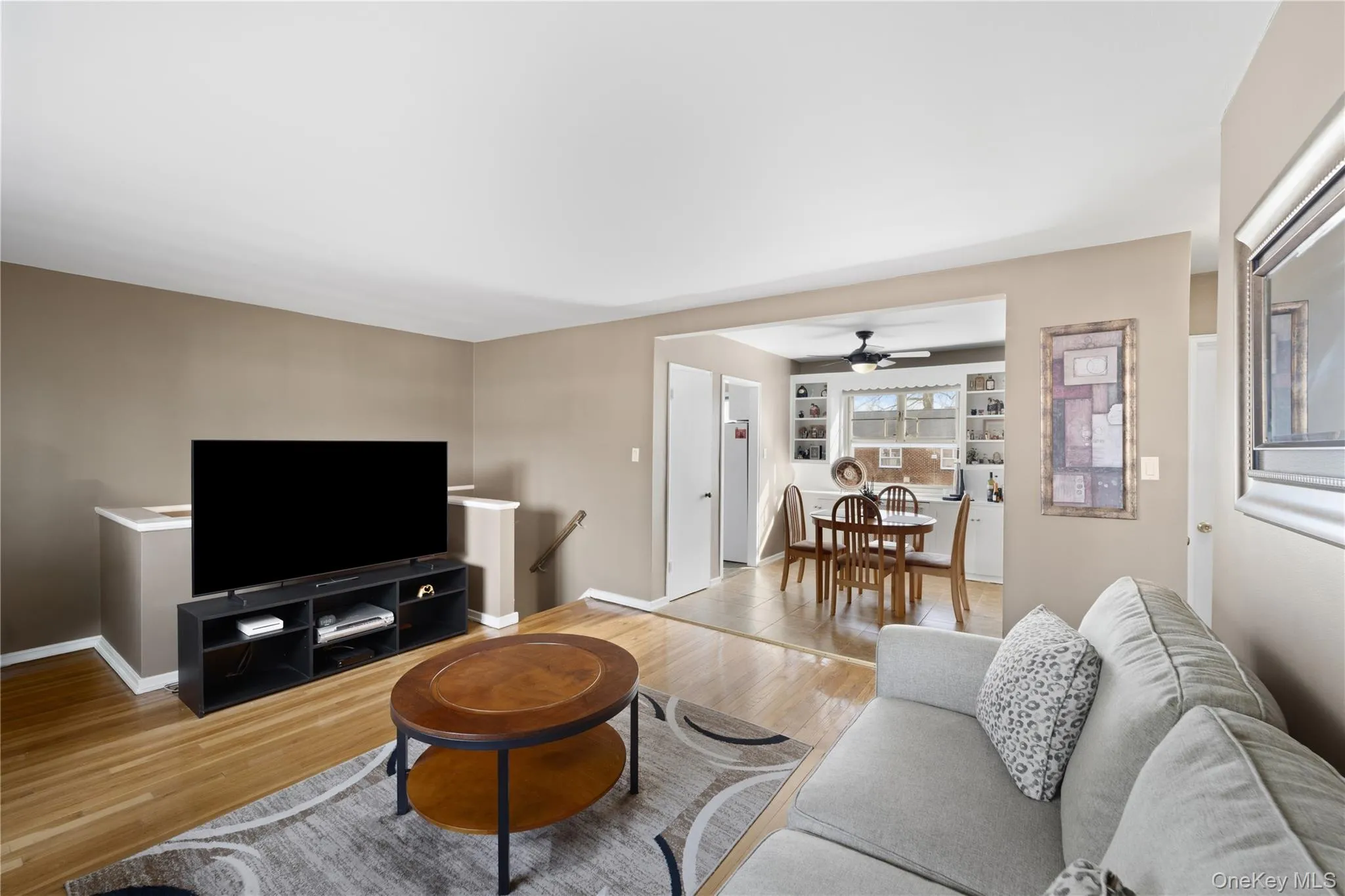 226-10 Manor Road, New York, NY, 2 Bedrooms Bedrooms, 5 Rooms Rooms,1 BathroomBathrooms,Residential,For Rent,Manor,0,970416 226-10 Manor Road, New York, NY, 2 Bedrooms Bedrooms, 5 Rooms Rooms,1 BathroomBathrooms,Residential,For Rent,Manor,0,970416