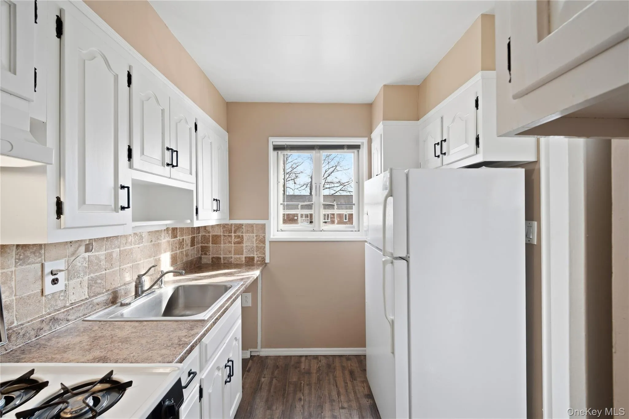 226-10 Manor Road, New York, NY, 2 Bedrooms Bedrooms, 5 Rooms Rooms,1 BathroomBathrooms,Residential,For Rent,Manor,0,970416 226-10 Manor Road, New York, NY, 2 Bedrooms Bedrooms, 5 Rooms Rooms,1 BathroomBathrooms,Residential,For Rent,Manor,0,970416
