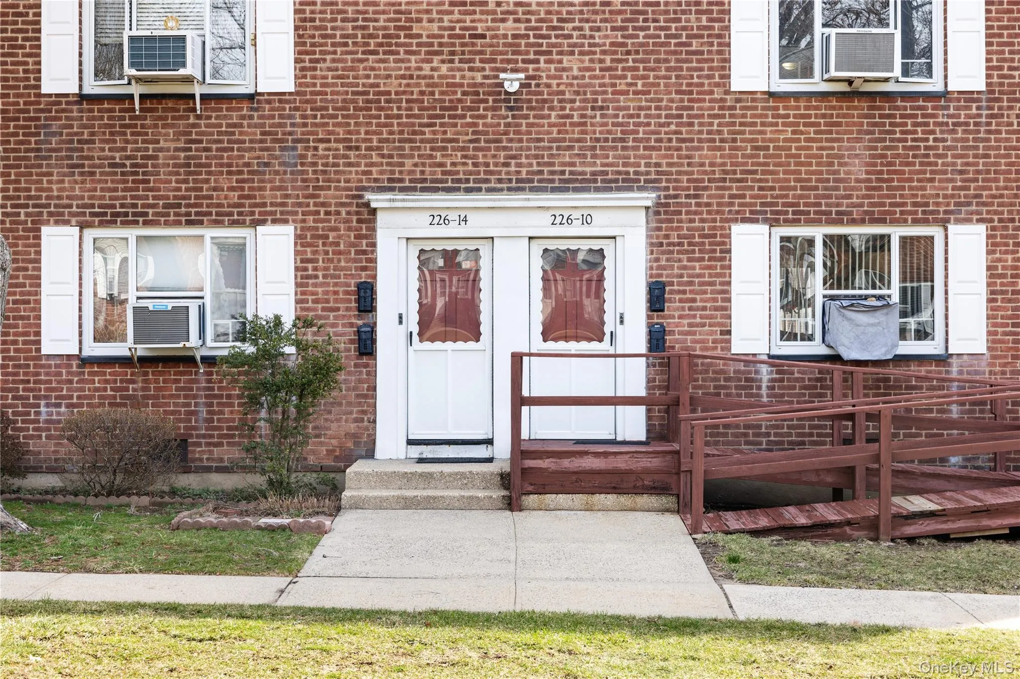 226-10 Manor Road, New York, NY, 2 Bedrooms Bedrooms, 5 Rooms Rooms,1 BathroomBathrooms,Residential,For Rent,Manor,0,970416 226-10 Manor Road, New York, NY, 2 Bedrooms Bedrooms, 5 Rooms Rooms,1 BathroomBathrooms,Residential,For Rent,Manor,0,970416