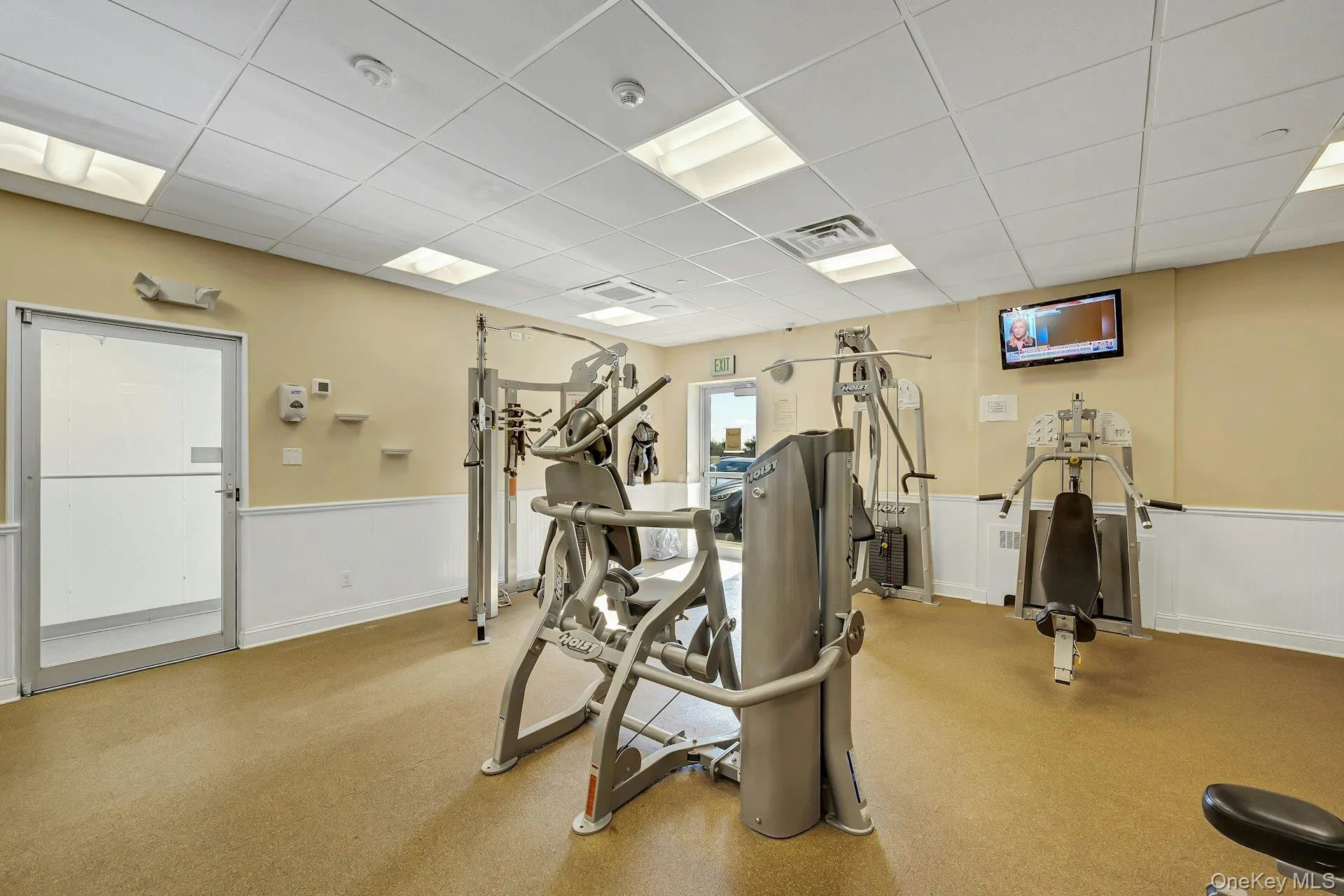 No need to pay for an expensive gym membership as this gym is on-site. No need to pay for an expensive gym membership as this gym is on-site.