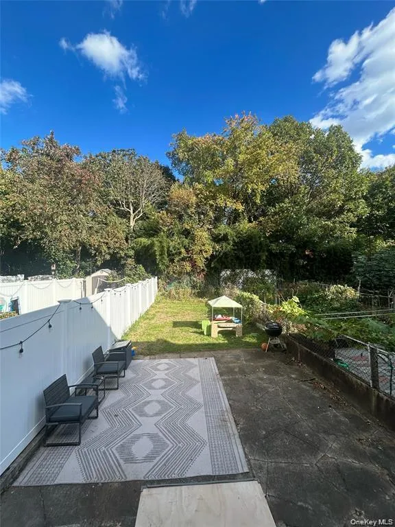 65-43 Alderton Street, New York, NY, 3 Bedrooms Bedrooms, 6 Rooms Rooms,1 BathroomBathrooms,Residential Lease,For Rent,Alderton,0,970439 65-43 Alderton Street, New York, NY, 3 Bedrooms Bedrooms, 6 Rooms Rooms,1 BathroomBathrooms,Residential Lease,For Rent,Alderton,0,970439