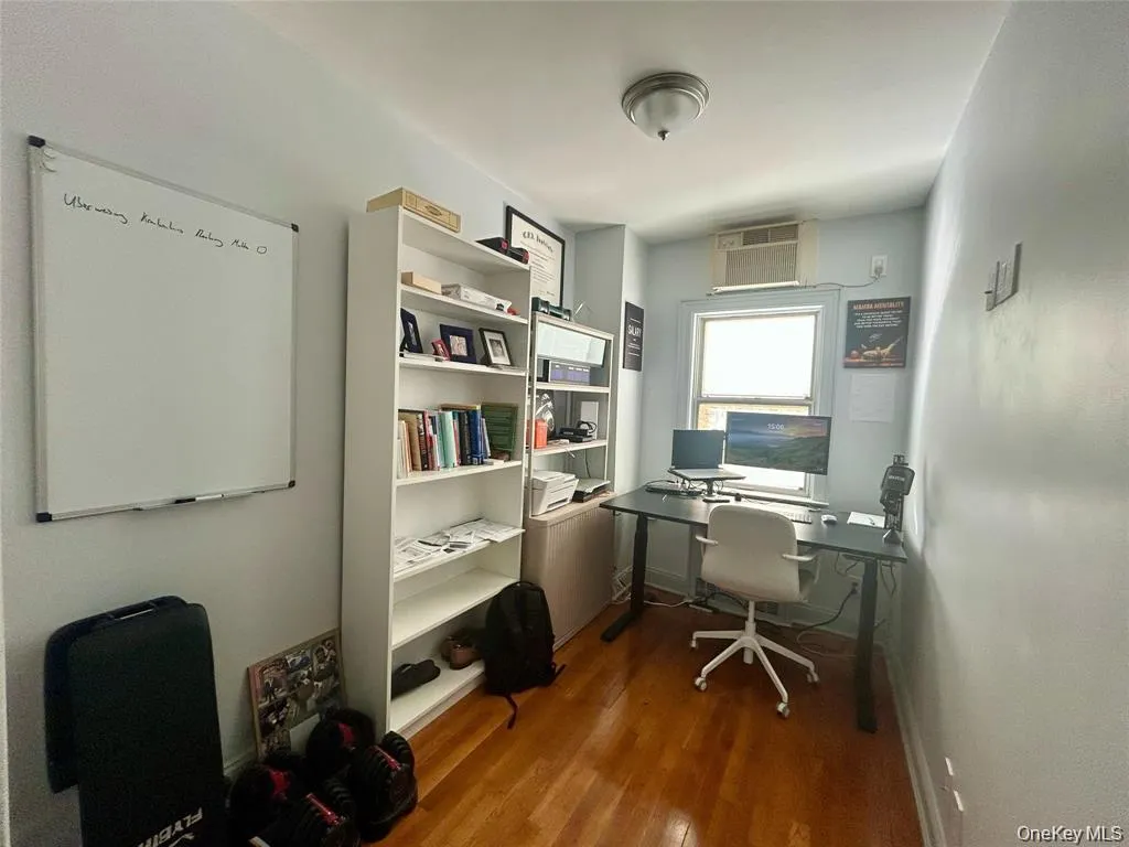 65-43 Alderton Street, New York, NY, 3 Bedrooms Bedrooms, 6 Rooms Rooms,1 BathroomBathrooms,Residential Lease,For Rent,Alderton,0,970439 65-43 Alderton Street, New York, NY, 3 Bedrooms Bedrooms, 6 Rooms Rooms,1 BathroomBathrooms,Residential Lease,For Rent,Alderton,0,970439