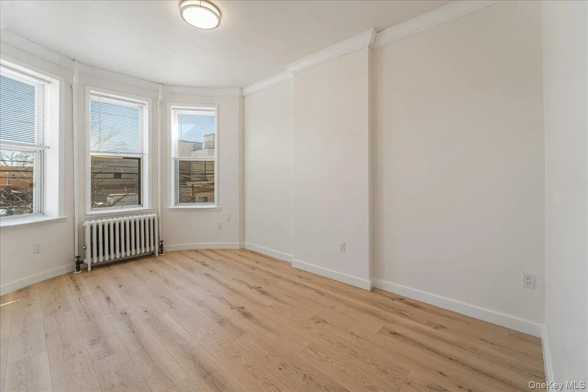 36-34 11th Street, New York, NY, 1 Bedroom Bedrooms, 3 Rooms Rooms,1 BathroomBathrooms,Residential Lease,For Rent,11th,0,970490 36-34 11th Street, New York, NY, 1 Bedroom Bedrooms, 3 Rooms Rooms,1 BathroomBathrooms,Residential Lease,For Rent,11th,0,970490