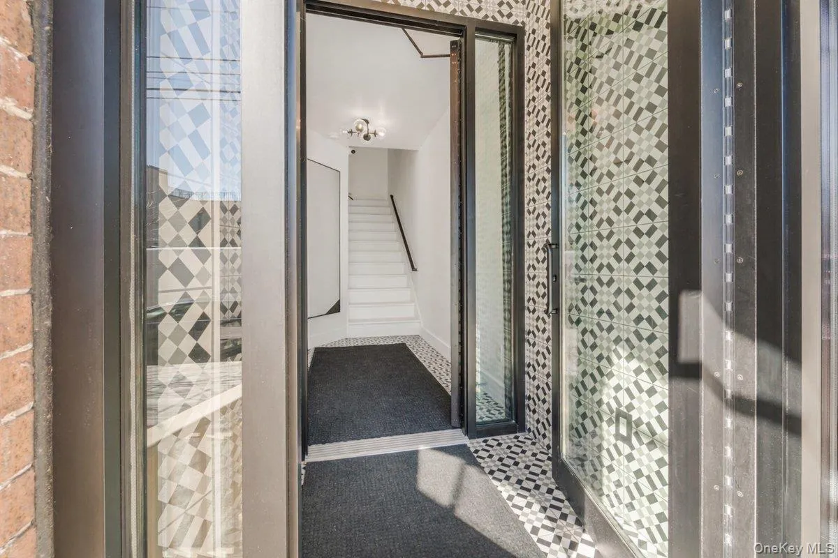 36-34 11th Street, New York, NY, 1 Bedroom Bedrooms, 3 Rooms Rooms,1 BathroomBathrooms,Residential Lease,For Rent,11th,0,970490 36-34 11th Street, New York, NY, 1 Bedroom Bedrooms, 3 Rooms Rooms,1 BathroomBathrooms,Residential Lease,For Rent,11th,0,970490