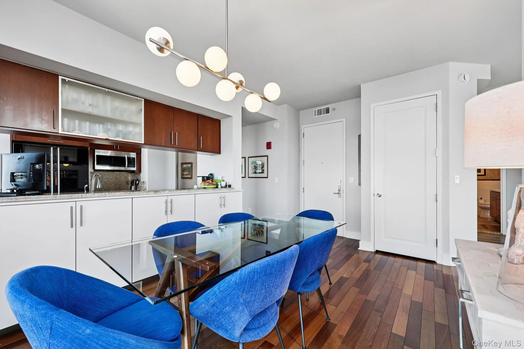 175 Huguenot Street, New Rochelle, NY, 2 Bedrooms Bedrooms, 5 Rooms Rooms,2 BathroomsBathrooms,Residential Sale,For Rent,Huguenot,0,970498 175 Huguenot Street, New Rochelle, NY, 2 Bedrooms Bedrooms, 5 Rooms Rooms,2 BathroomsBathrooms,Residential Sale,For Rent,Huguenot,0,970498