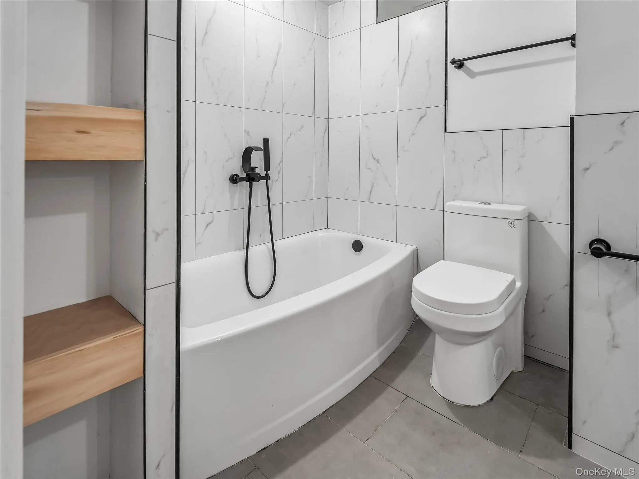 Fully remodeled full bathroom in the basement; all new flooring, plumbing, electric, window and insulation. Fully remodeled full bathroom in the basement; all new flooring, plumbing, electric, window and insulation.